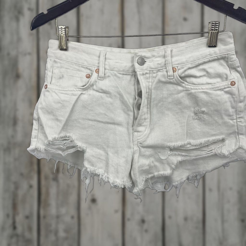 Vintage We The Free Denim Shorts Womens 27 White Cut Offs Raw Hem Button Fly Boho y2k Vintage/Not Vintage Size 27" / US 4 / IT 40 - 1 Thumbnail