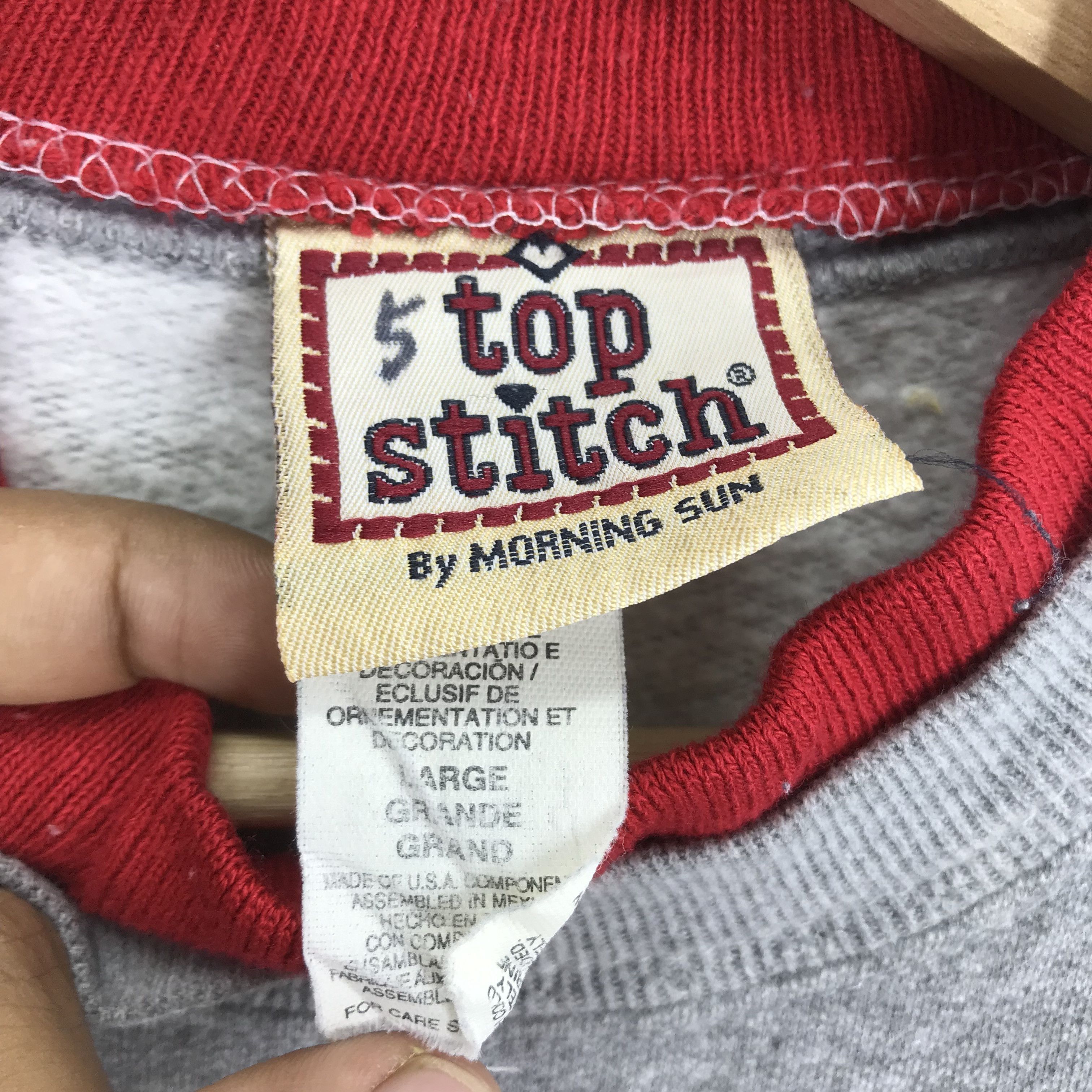 Arts & Science Vintage 90s Morning Sun Cardinal Bird Snow Sweater Size US L / EU 52-54 / 3 - 8 Thumbnail