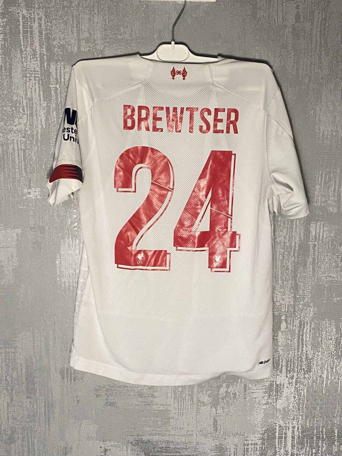 New Balance 2019 Liverpool New Balance Soccer Football Jersey Mens Size US S / EU 44-46 / 1 - 4 Thumbnail
