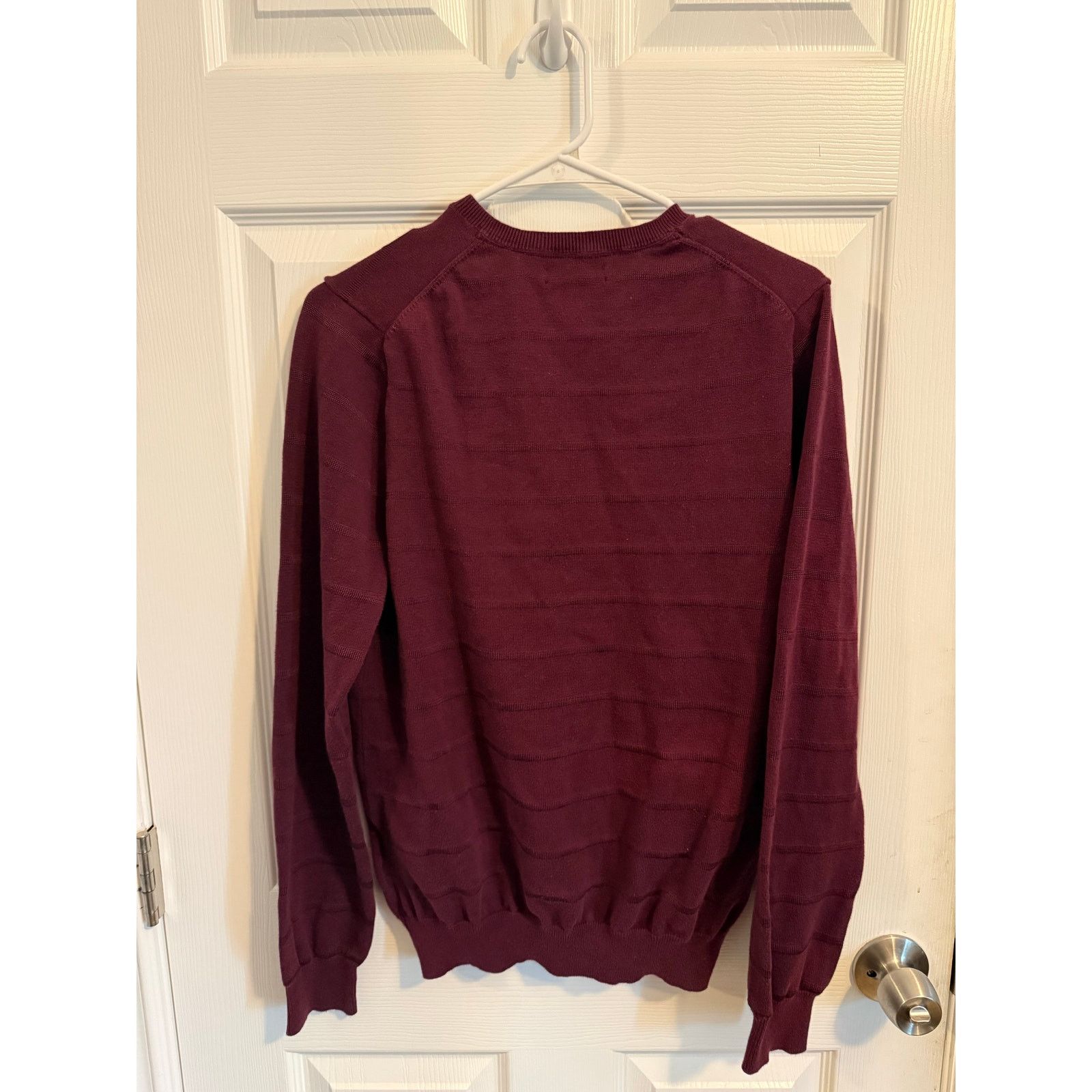 Marc Anthony Marc Anthony Maroon V-Neck Sweater Men’s Size Large Size US L / EU 52-54 / 3 - 2 Thumbnail