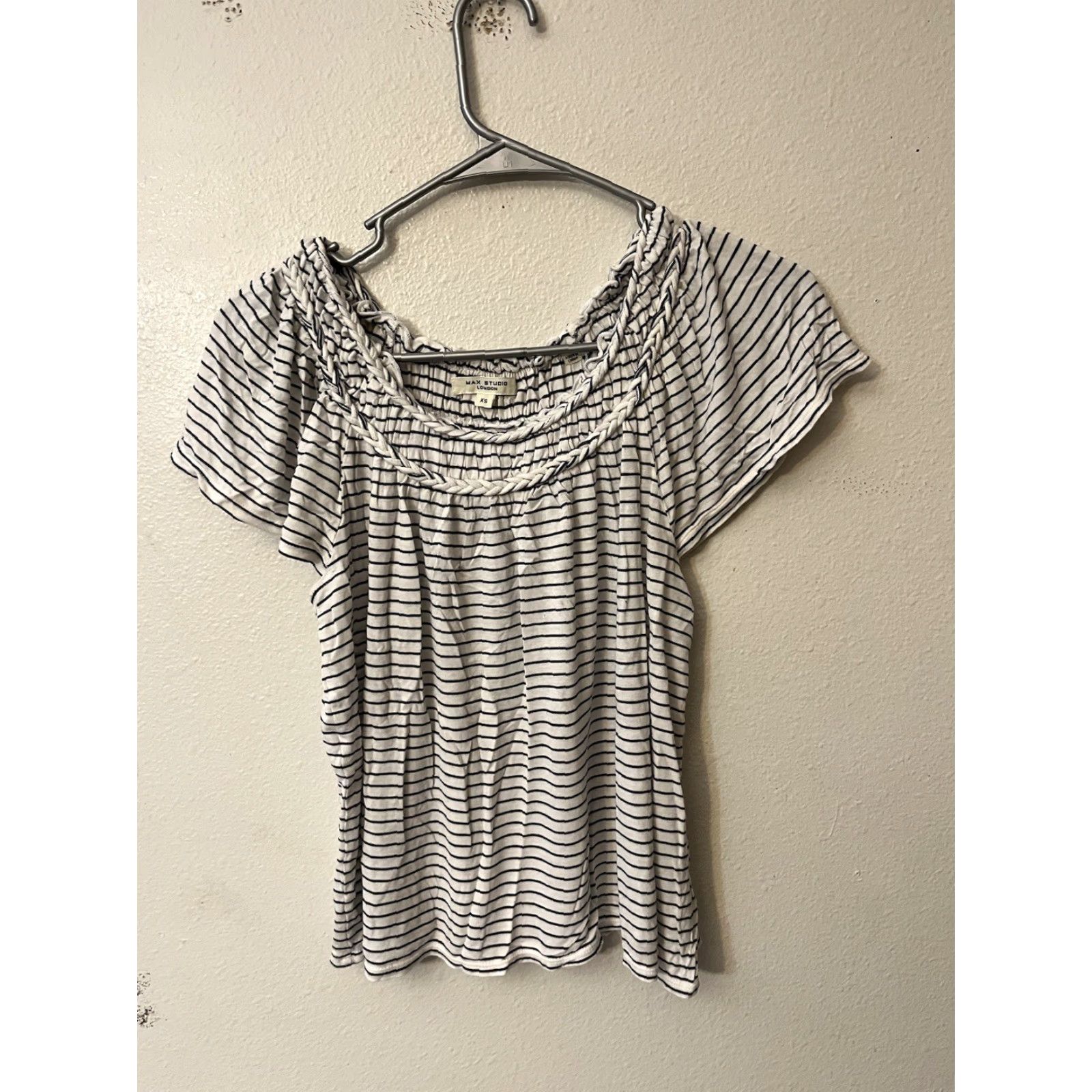 Vintage Max Studio Shirt Women’s XS Top Flutter Sleeve Scoop Neck White Stripe Blouse Casual Workwear Vintage: No Size XS / US 0-2 / IT 36-38 - 2 Thumbnail