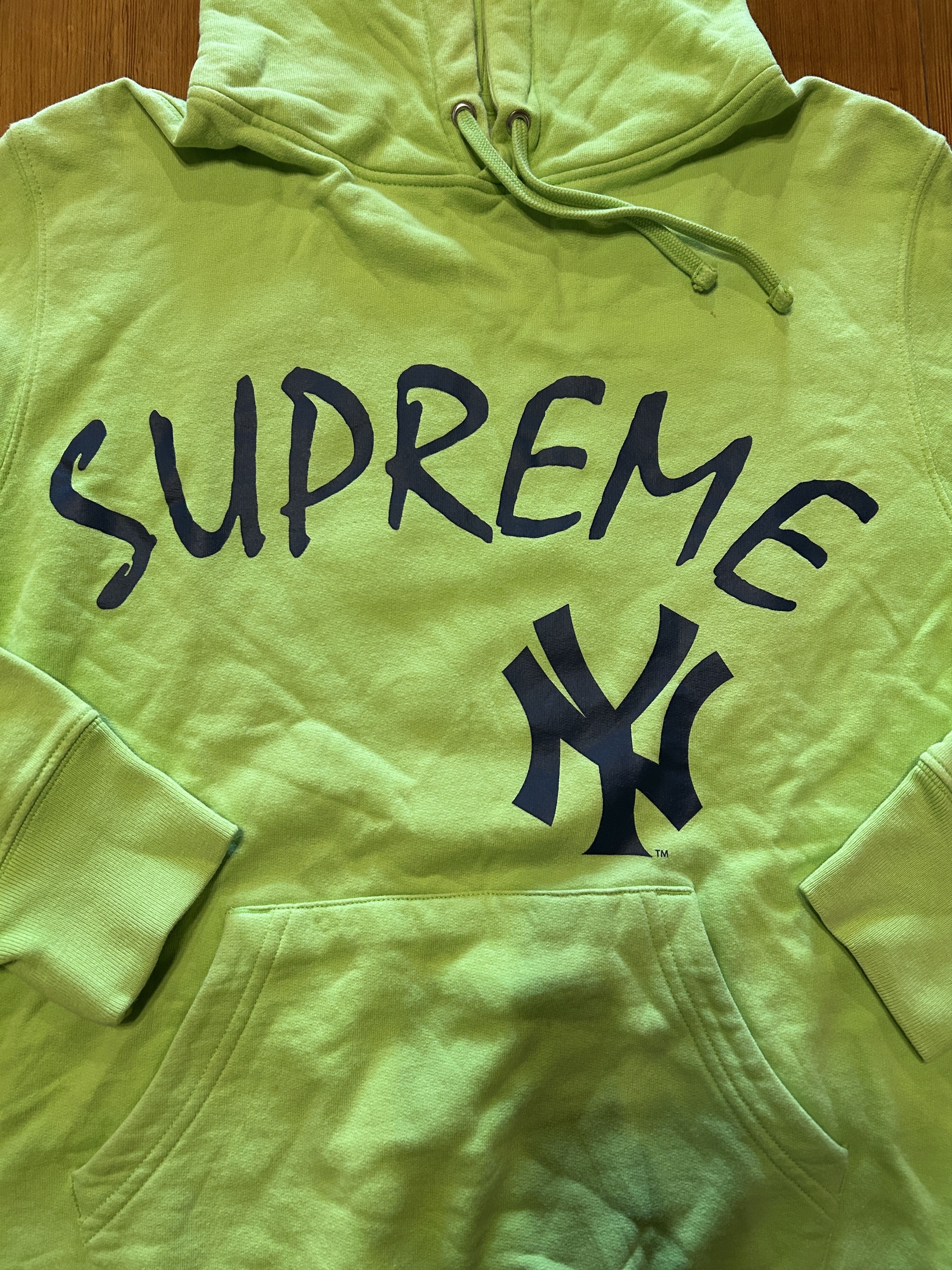 Supreme Supreme New York Yankees Green Pullover Hoodie Size US S / EU 44-46 / 1 - 6 Thumbnail