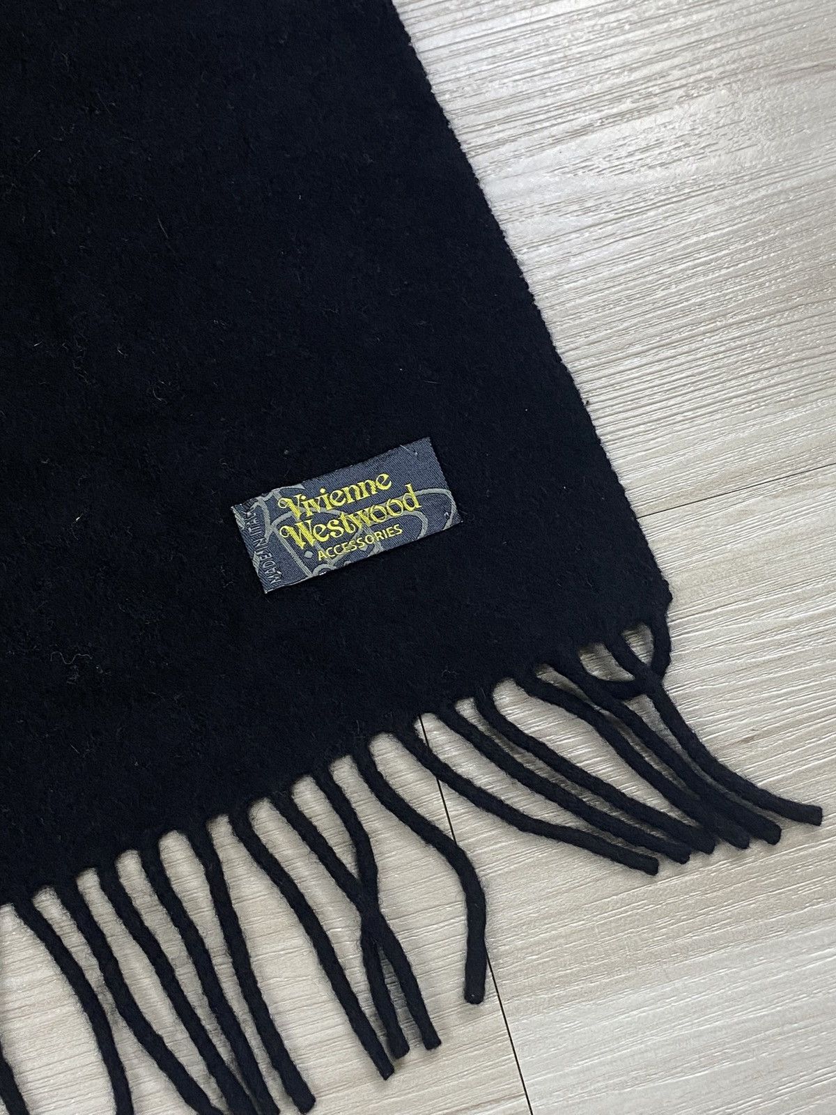 Vivienne Westwood Vivienne Westwood Scarf Luxury Vintage Size ONE SIZE - 4 Thumbnail