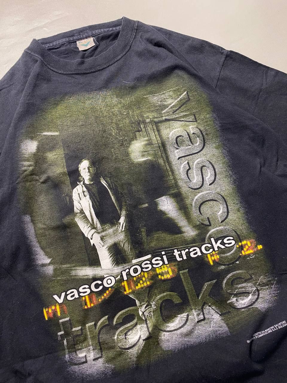 Vintage Vasco Rossi vintage merch t shirt Size US L / EU 52-54 / 3 - 5 Thumbnail