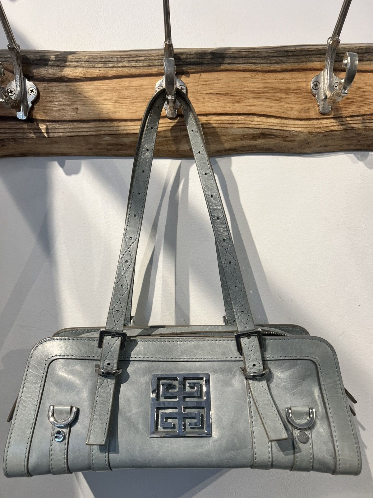 Givenchy Givenchy Vintage Powder Blue Shoulder Bag Size ONE SIZE - 1 Thumbnail