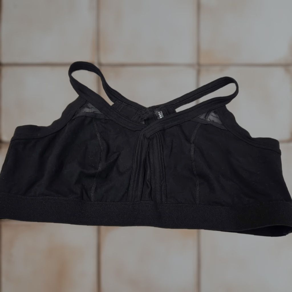 Vintage Torrid Plus Sports Bra 3X Black Unlined Wireless Pullover Activewear Womens (Size 2XL)