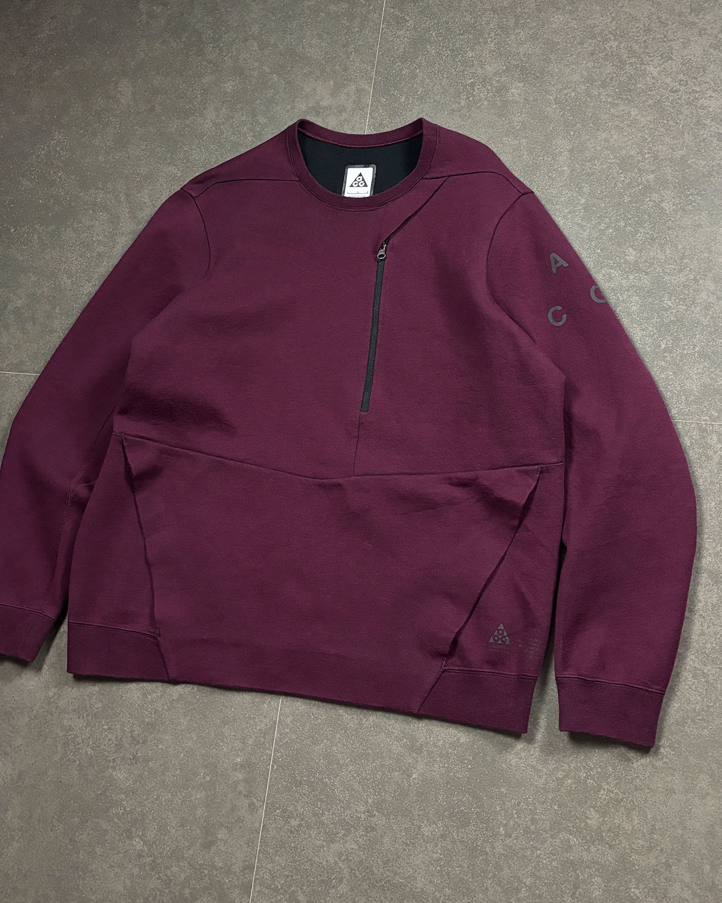 Nike ACG Nike ACG NikeLab Tech Fleece Crew Acronym Size L Size US L / EU 52-54 / 3 - 3 Thumbnail