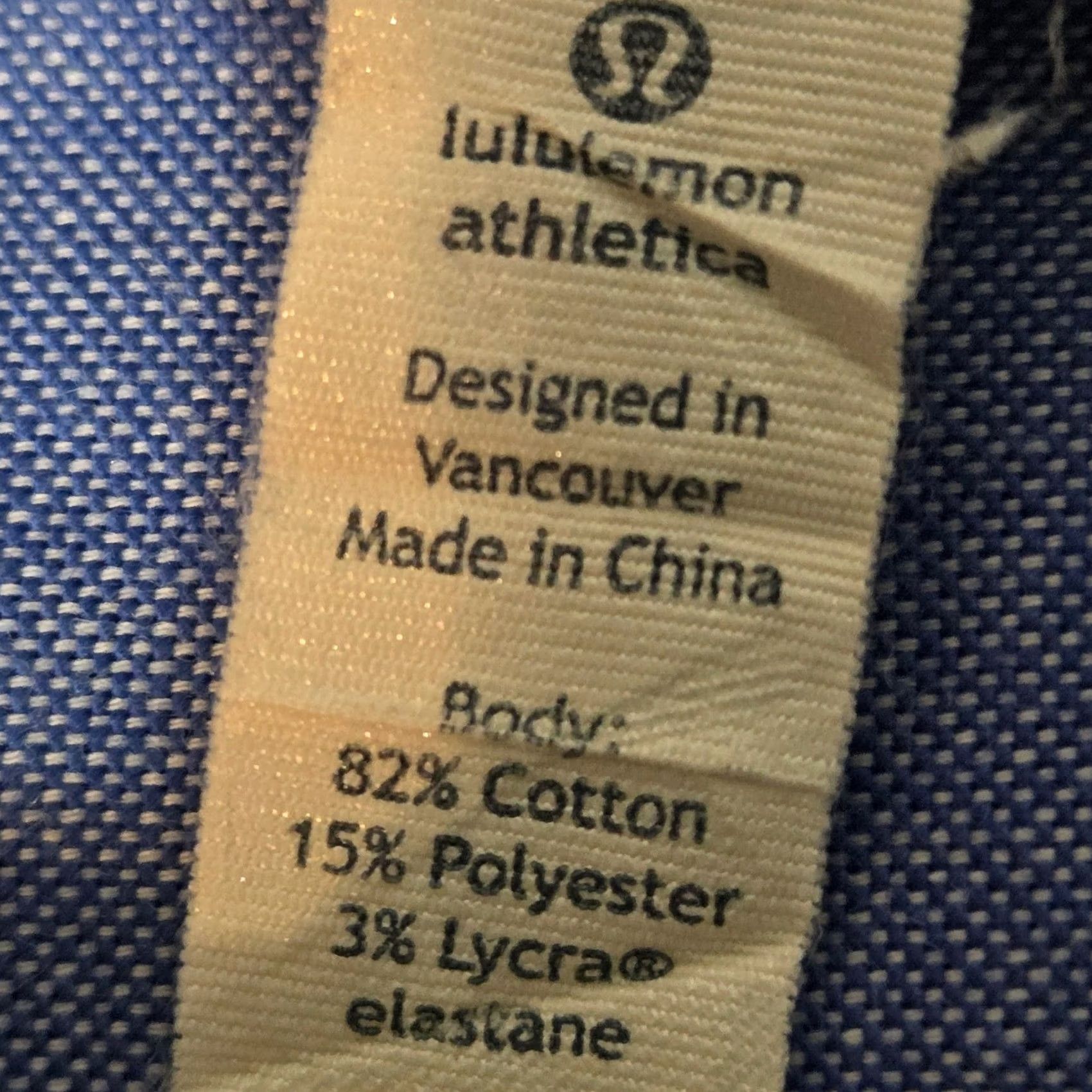 Lululemon Lululemon Button Down Shirt Mens Medium Blue Long Sleeve Stretch Cotton Size US M / EU 48-50 / 2 - 5 Thumbnail
