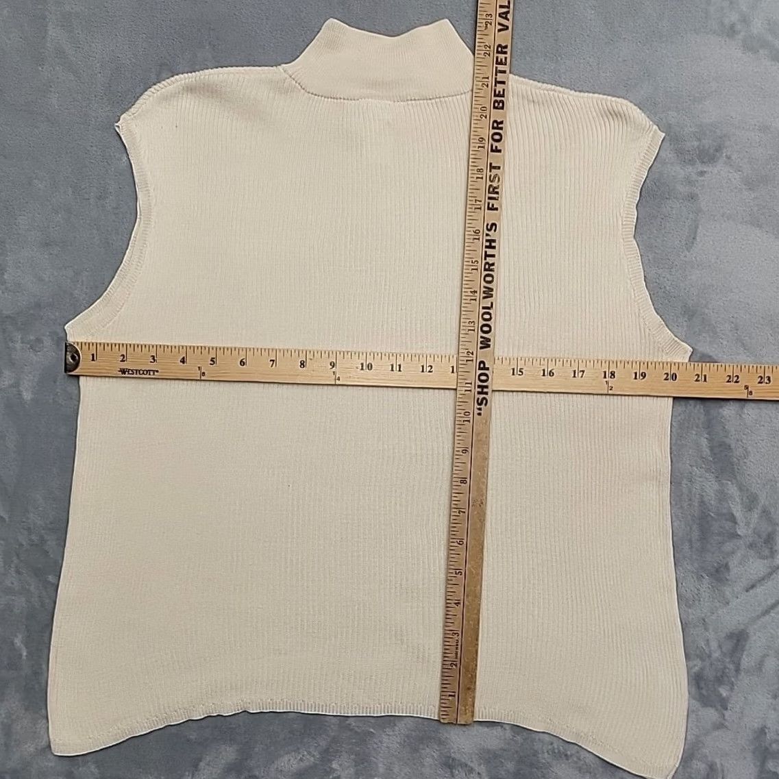 Coldwater Creek Coldwater Creek Top Womens L Cream Ribbed Sleeveless Silk Blend Capsule Wardrobe Shirt Adult L White Solid Knit Casual Mens Womens Girls Boys Size L / US 10 / IT 46 - 5 Thumbnail