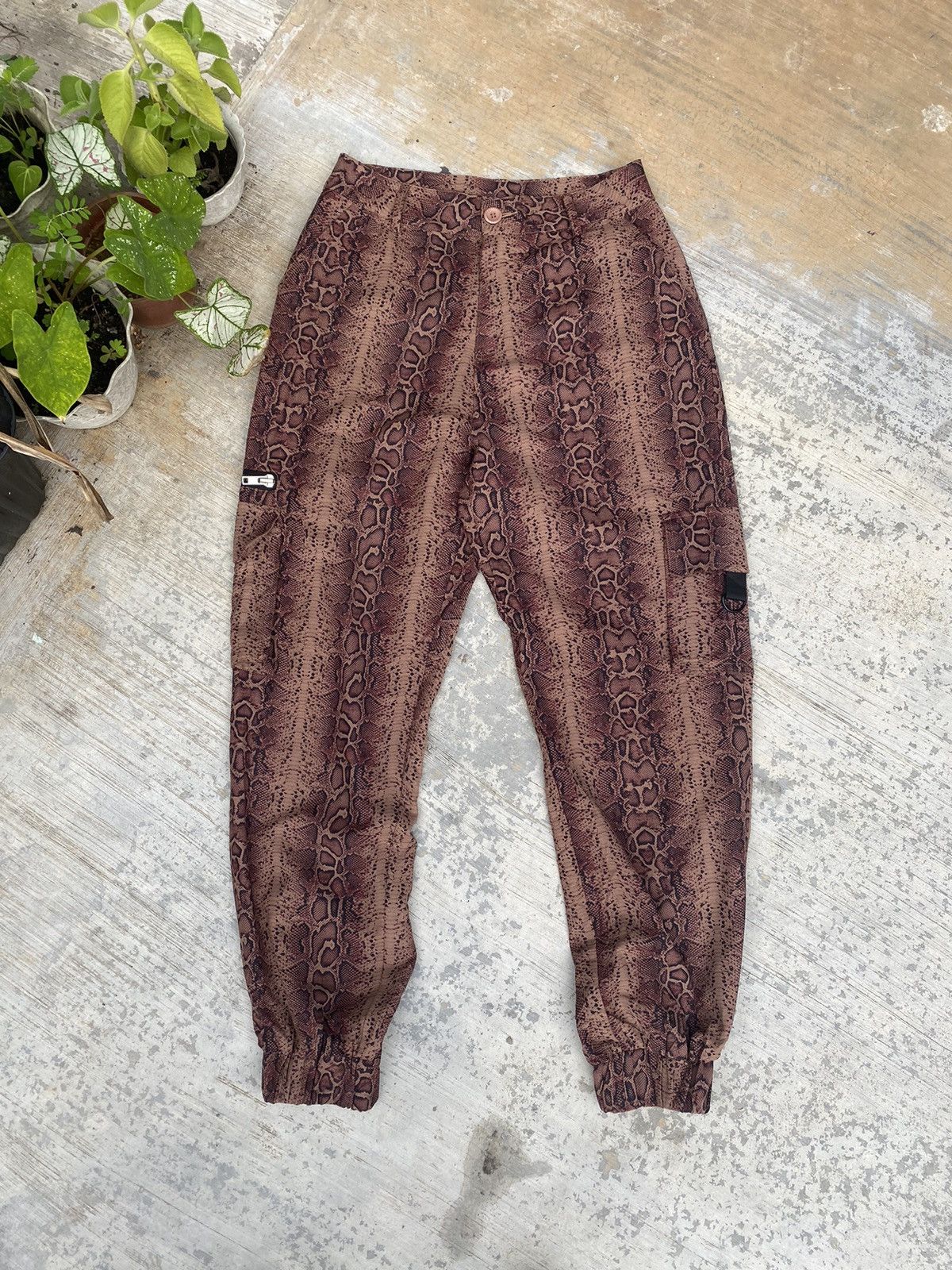 NANA JUDY Nana Judy Snake Skin Cargo Pants Size US 29 - 1 Thumbnail
