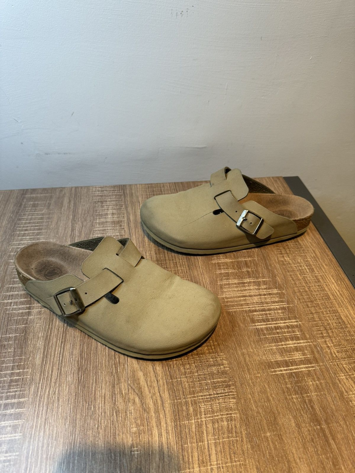 Birkenstock Birkenstock Boston Clogs Oiled Leather Women’s Size 6 Green Size US 6 / IT 36 - 2 Thumbnail
