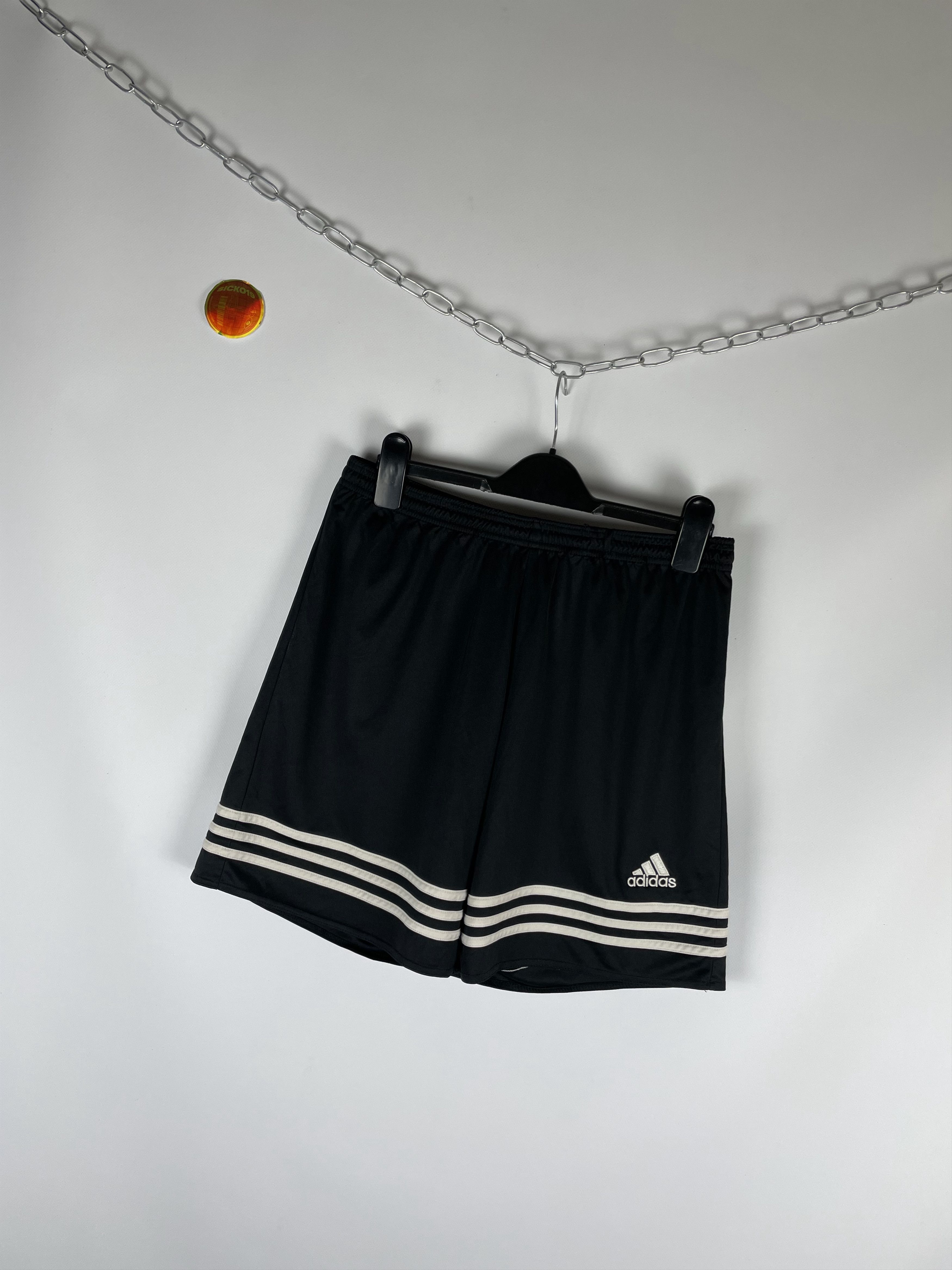 Adidas Vintage Adidas Shorts Y2k Size US 34 / EU 50 - 2 Thumbnail