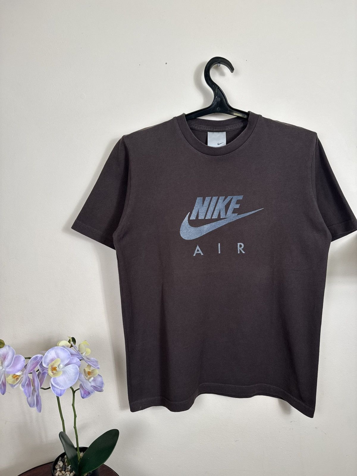 Nike Vintage Nike Air T shirt Brown Travis Scott Sz M Streetwear Size US M / EU 48-50 / 2 - 5 Thumbnail