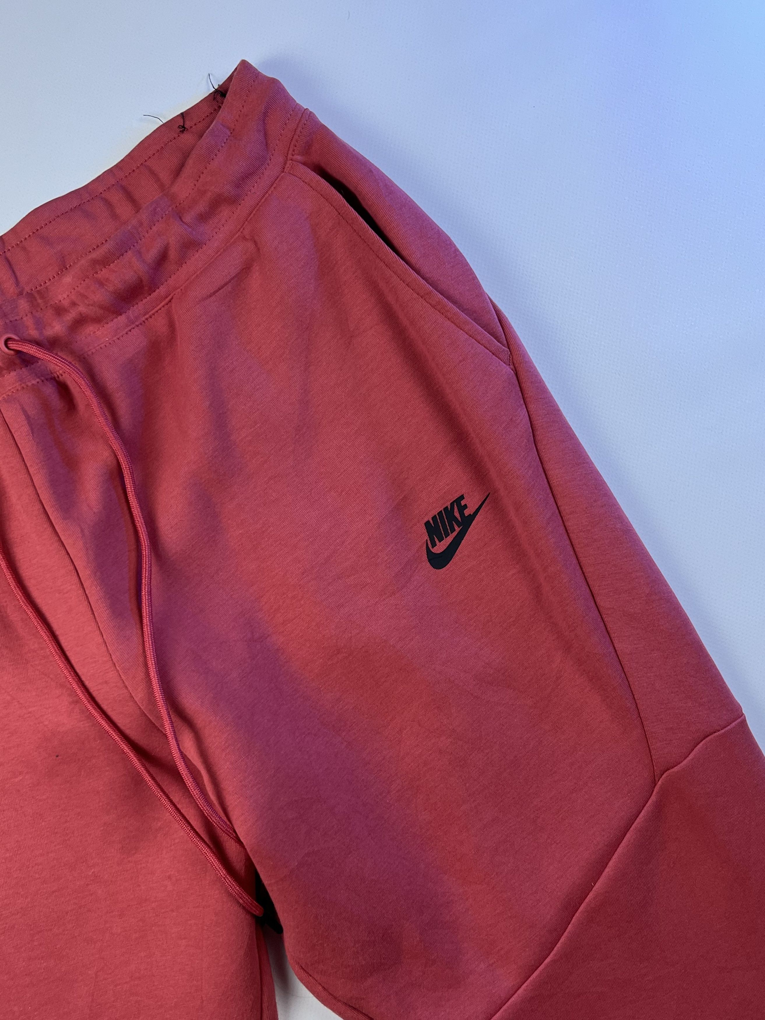 Nike Nike Tech Fleece Terracotta Pants Size US 34 / EU 50 - 2 Thumbnail