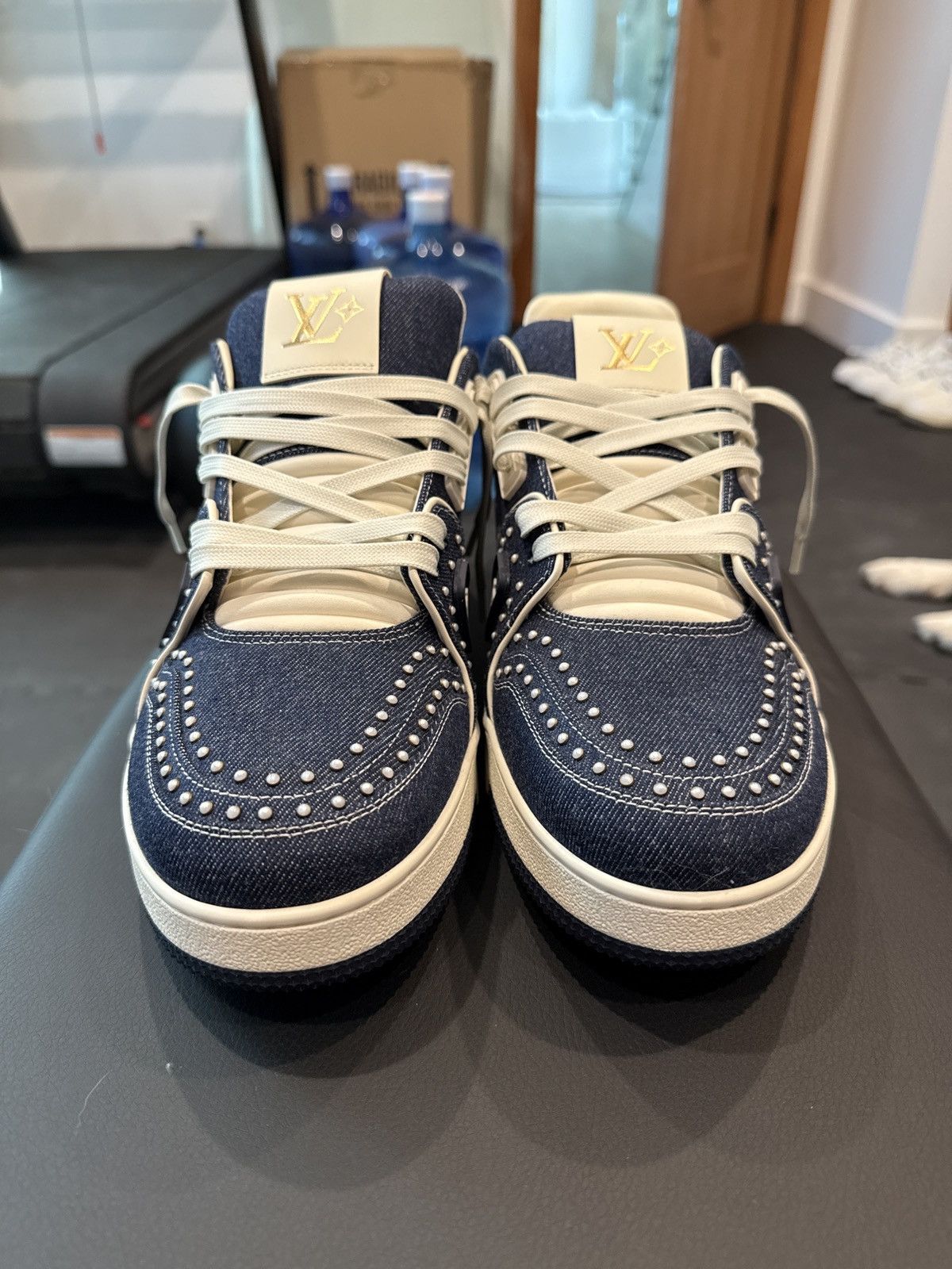 Louis Vuitton Louis Vuitton Trainer Sneaker – Denim Studded Size US 10 / EU 43 - 3 Thumbnail