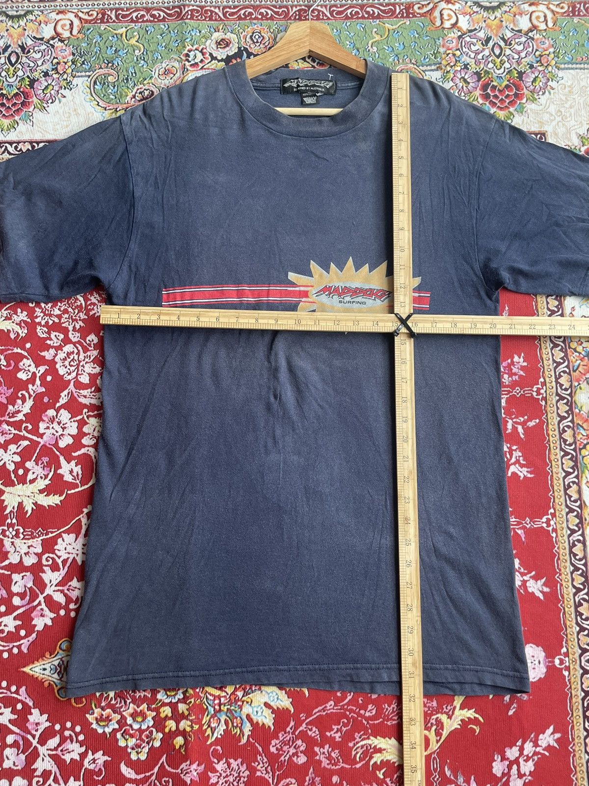 Billabong × Mambo × Quicksilver Vintage Maddog Surfing Tshirt Size US L / EU 52-54 / 3 - 6 Thumbnail