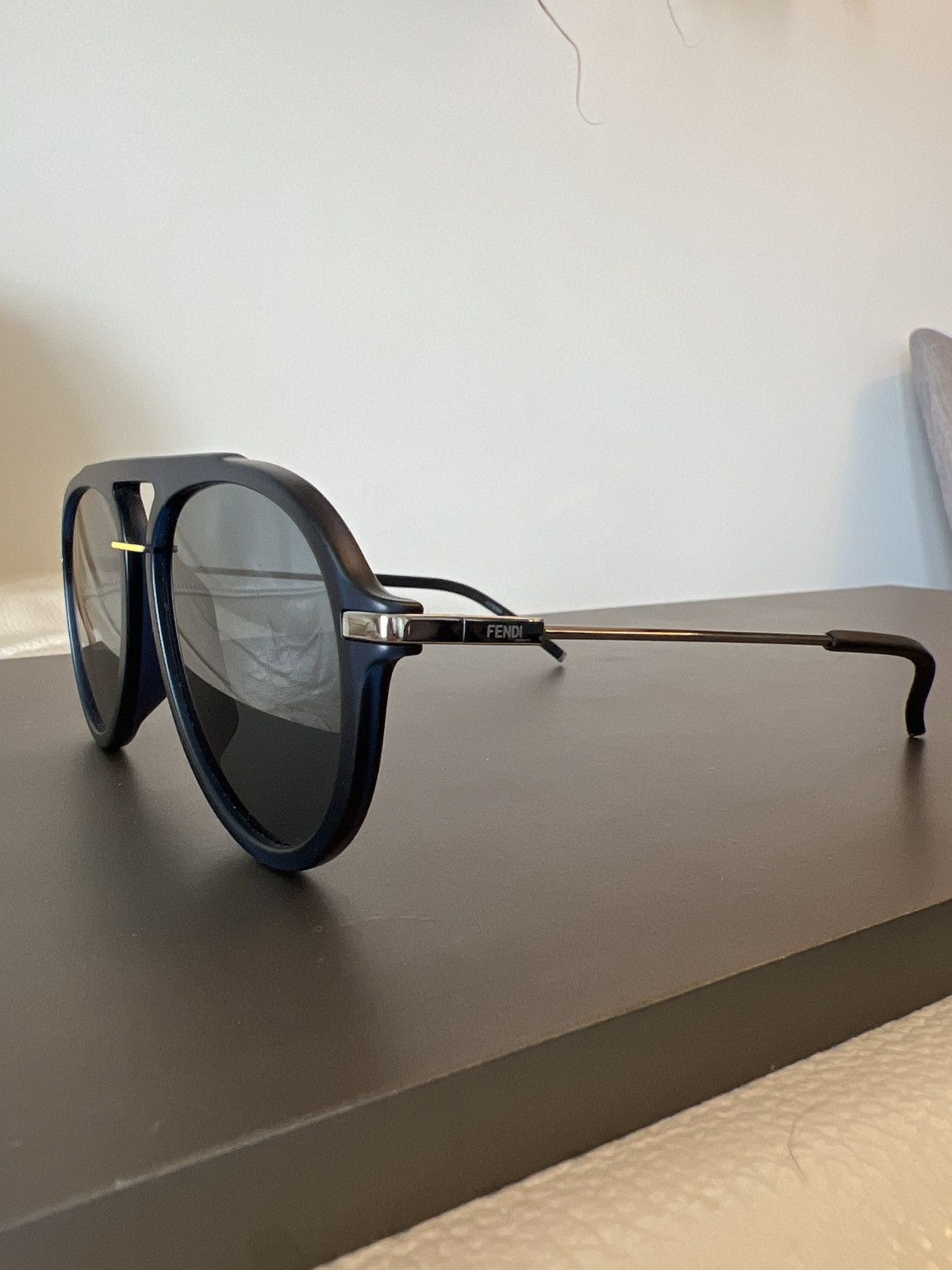 Fendi Aviator Sunglasses Size ONE SIZE - 2 Thumbnail