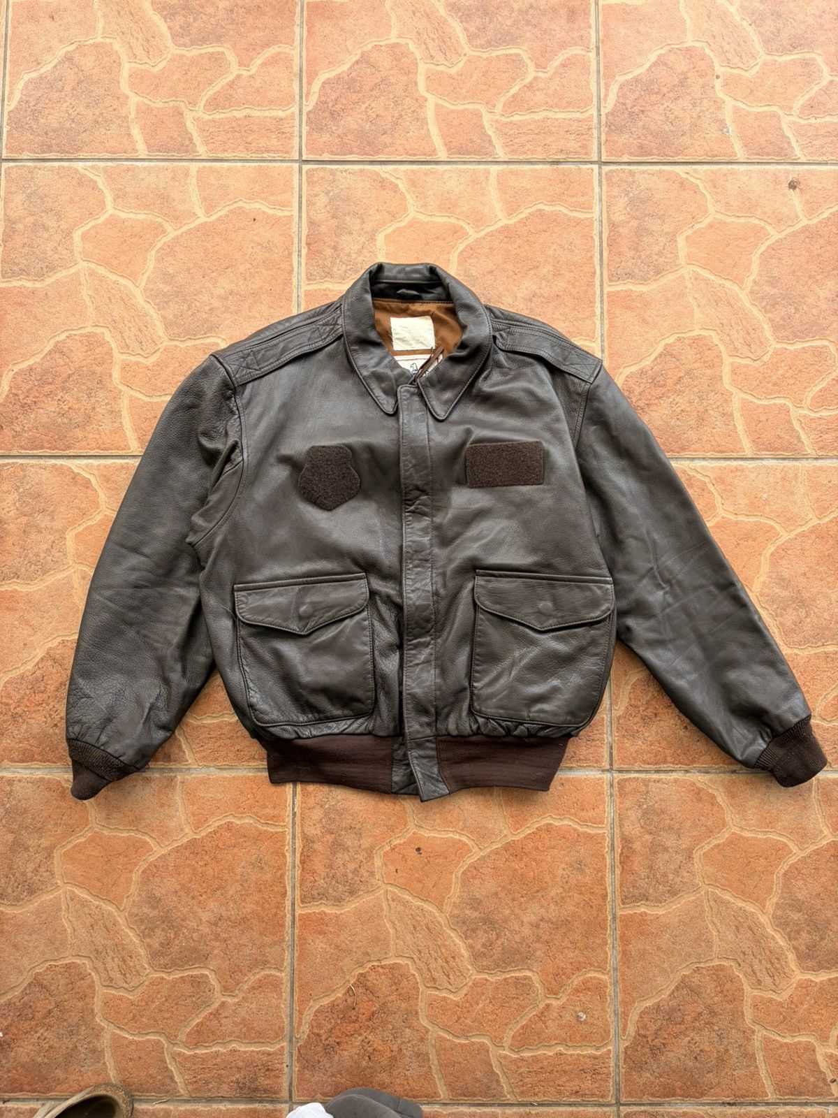 Avirex Vintage Avirex leather bomber jacket Size US XL / EU 56 / 4 - 1 Thumbnail