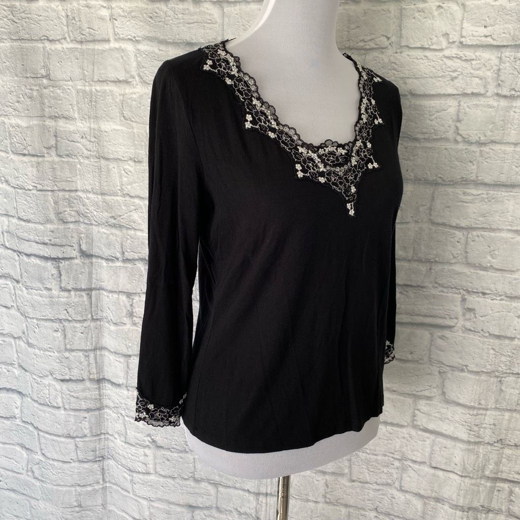 Anne Klein Ann Klein stretch women M v-cut lace neck & sleeve cuffs Size M / US 6-8 / IT 42-44 - 4 Thumbnail