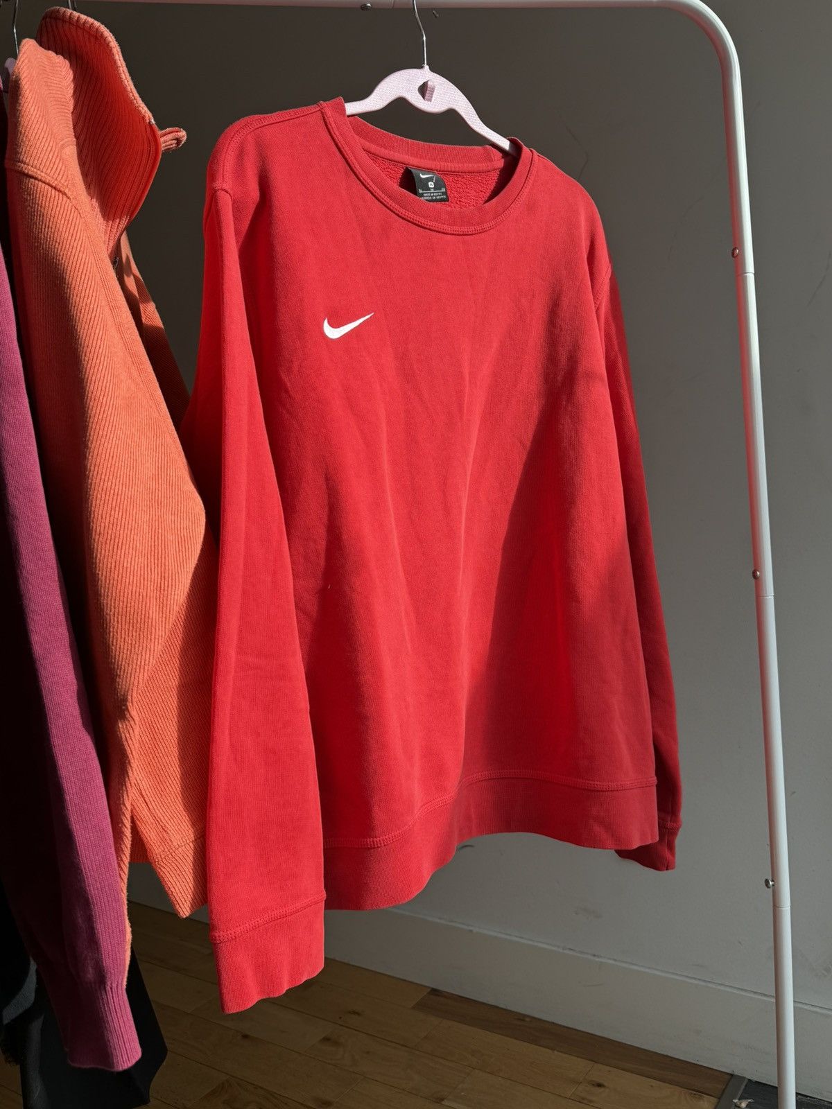 Nike Nike Team Red Crewneck Sweatshirt - Right Chest Swoosh Size US XL / EU 56 / 4 - 1 Thumbnail