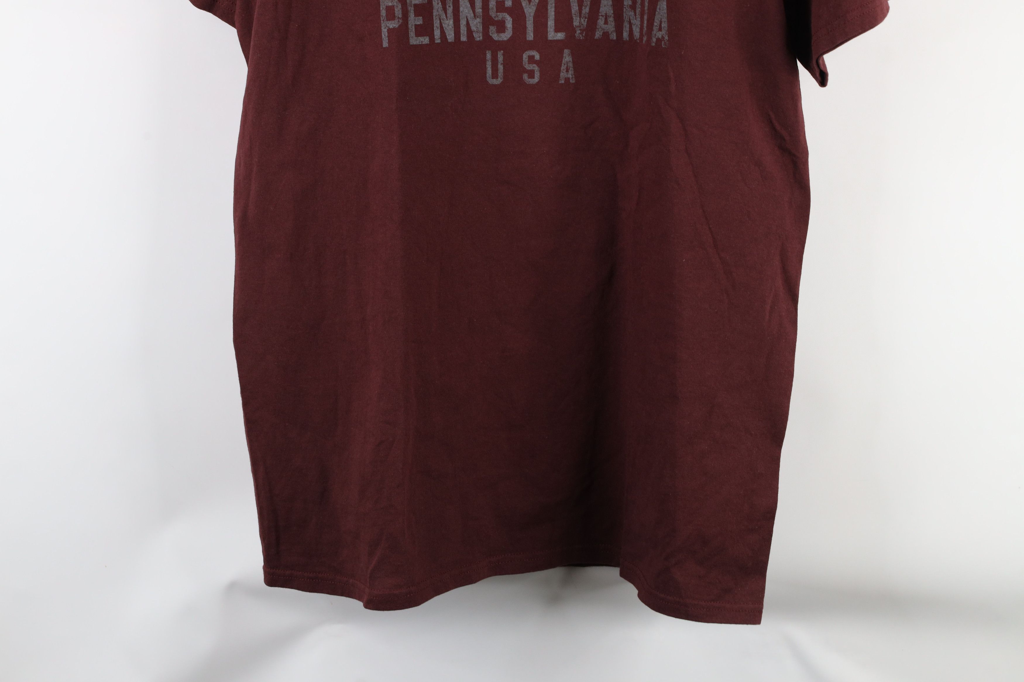 Vintage Vintage 90s Hersheys Chocolate Out Pennsylvania T-Shirt Size US L / EU 52-54 / 3 - 3 Thumbnail