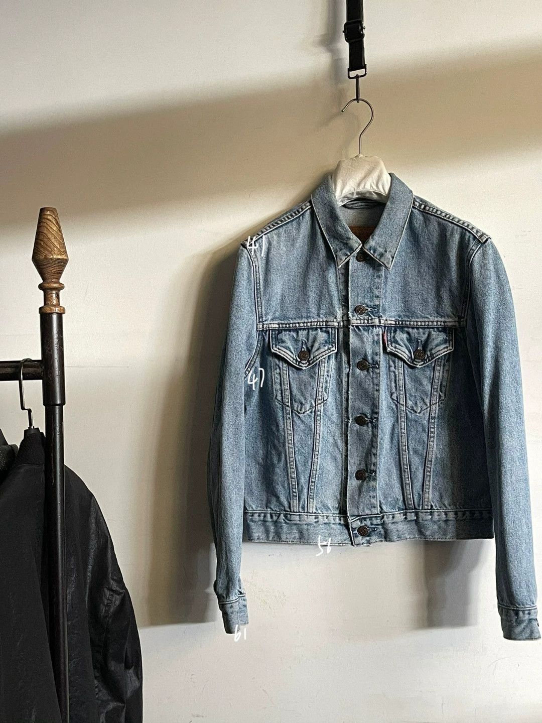 Vintage Vintage Levi's Denim Jacket Size US M / EU 48-50 / 2 - 1 Thumbnail