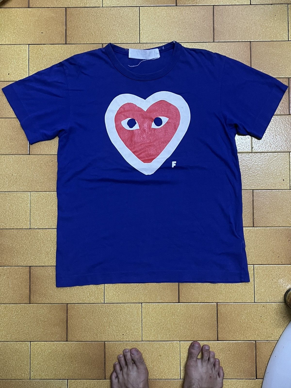 Comme des Garcons VTG Comme des Garçons PLAY Big Heart Purple SINGLE STITCH Size US S / EU 44-46 / 1 - 1 Thumbnail