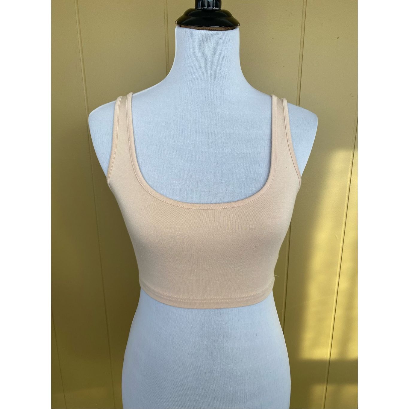 Shein SHEIN women S scoopneck crop tank top beige Size S / US 4 / IT 40 - 1 Thumbnail