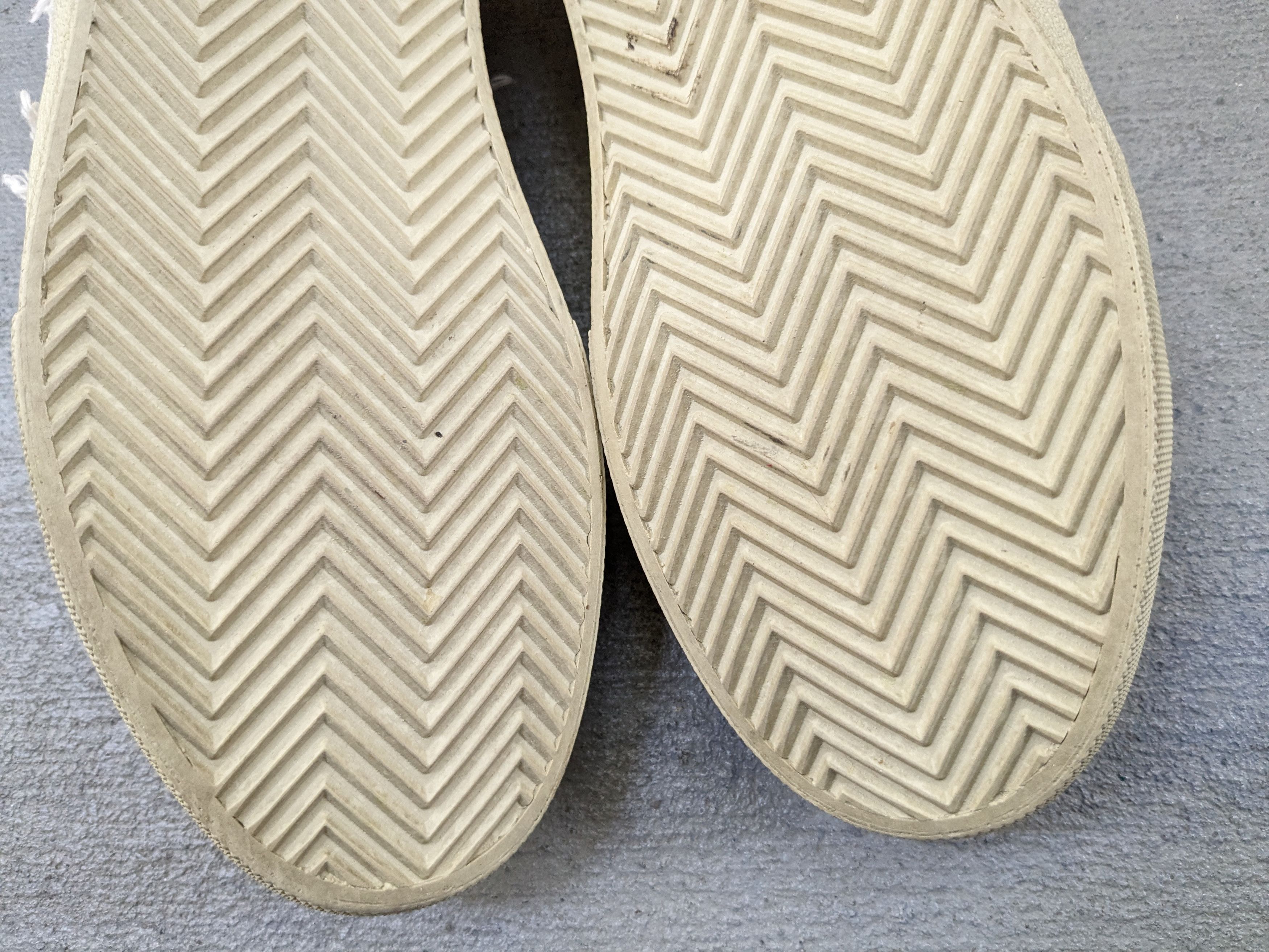 Saint Laurent Paris Saint Laurent SL06 7 40 White Canvas Stars SLP Low Tops Size US 7 / EU 40 - 19 Thumbnail