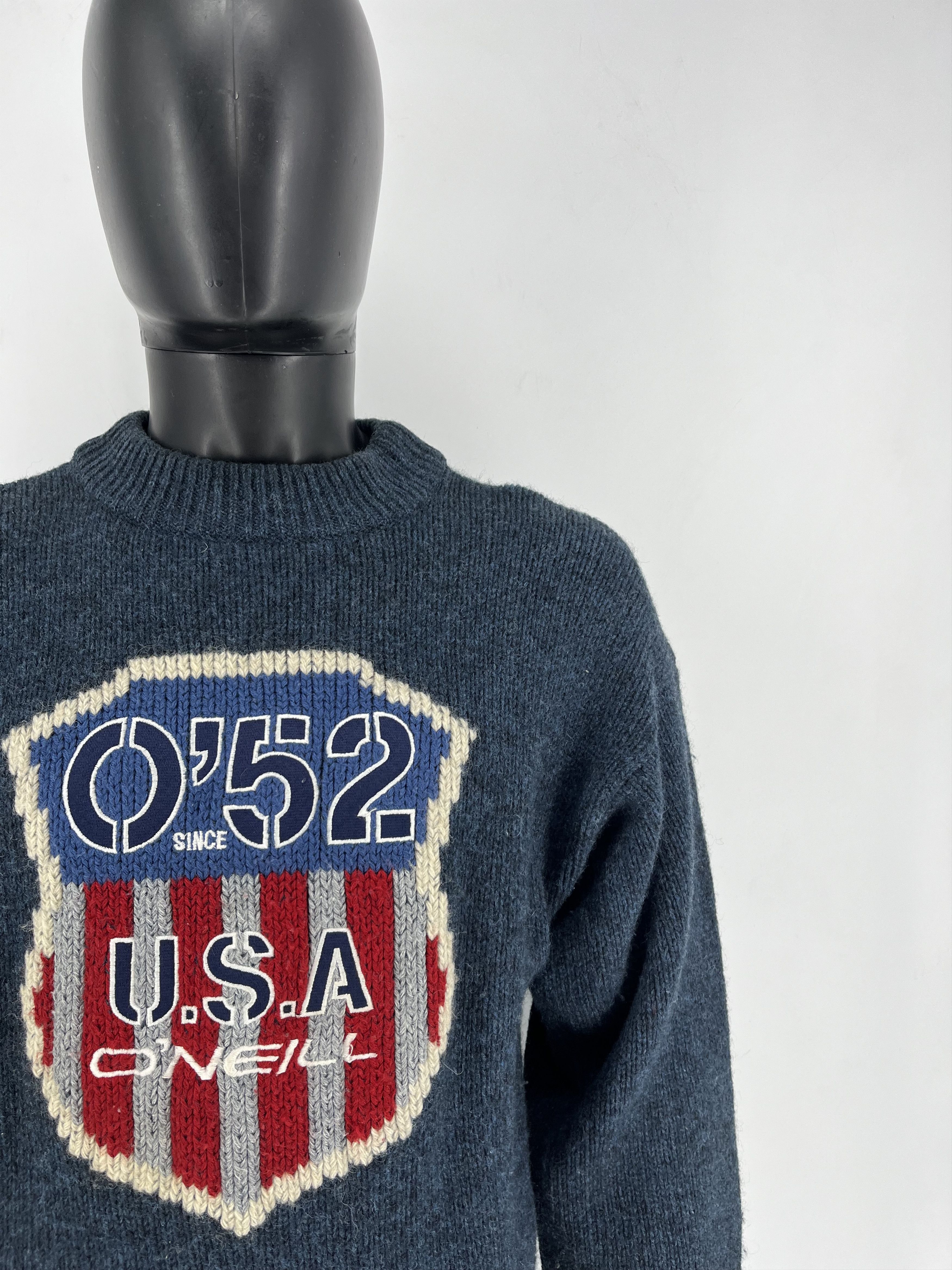O'Neill × Vintage ONeill blue Knitted Jumper with embroidered spell-out on Size US M / EU 48-50 / 2 - 8 Thumbnail