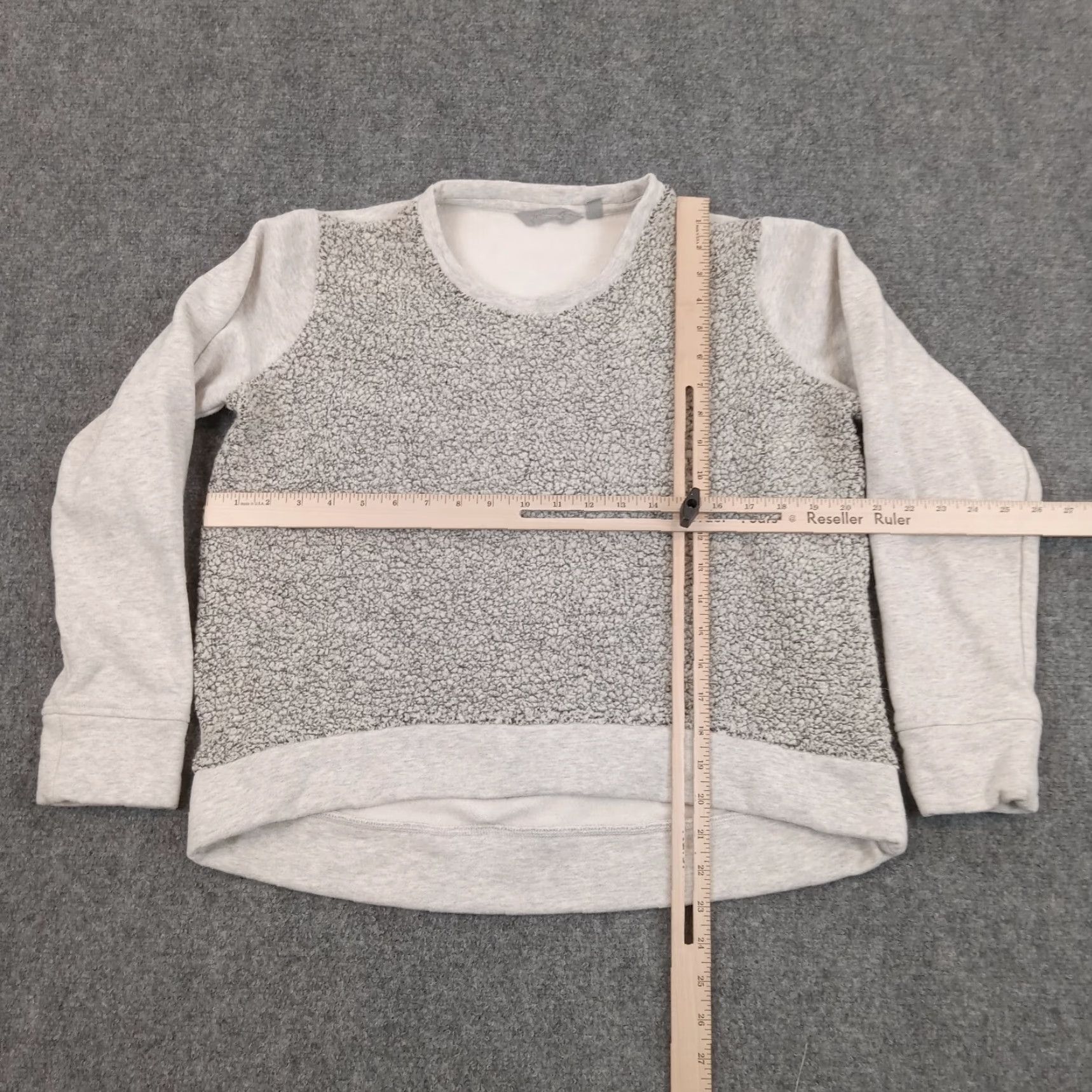 Athleta Athleta Women's Medium Gray Crew Neck Fleece Pullover Sweater Long Sleeve Size M / US 6-8 / IT 42-44 - 2 Thumbnail