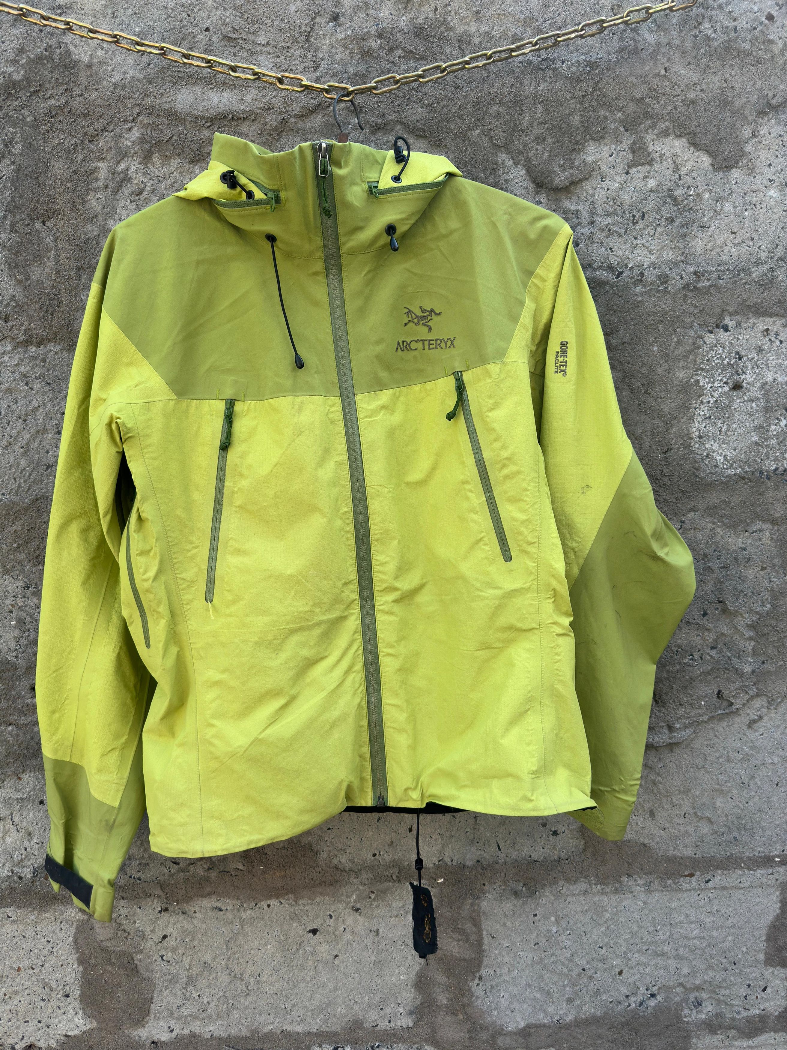 Arc'teryx 🔥 Arc’teryx Gore-Tex Paclite Shell Jacket – Lime Yellow | Grailed