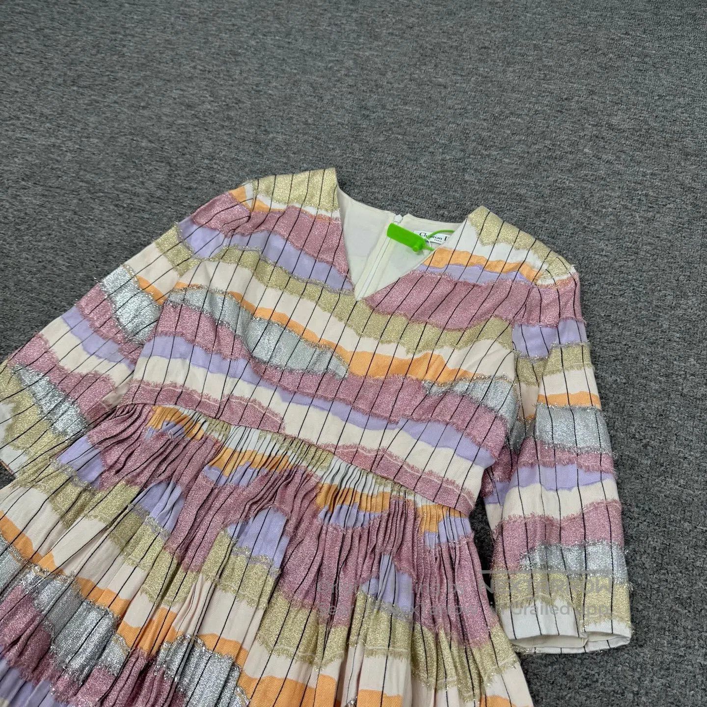 Dior Dior size 40 Elegant color V-neck dress made of a blend of Size M / US 6-8 / IT 42-44 - 3 Thumbnail