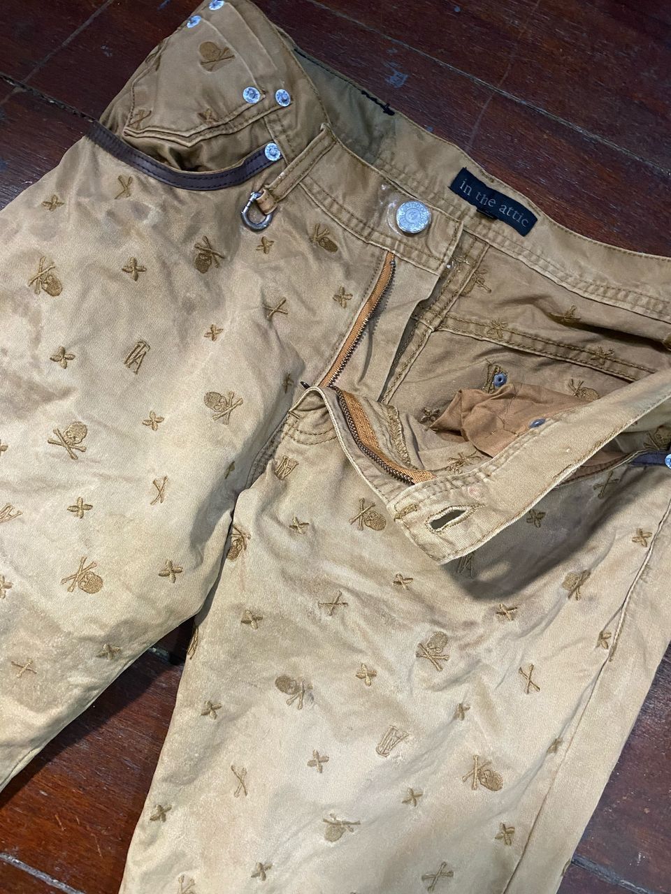 In The Attic × Japanese Brand Unisex🔥 In the attic fullprint skull short pants Size US 34 / EU 50 - 11 Thumbnail