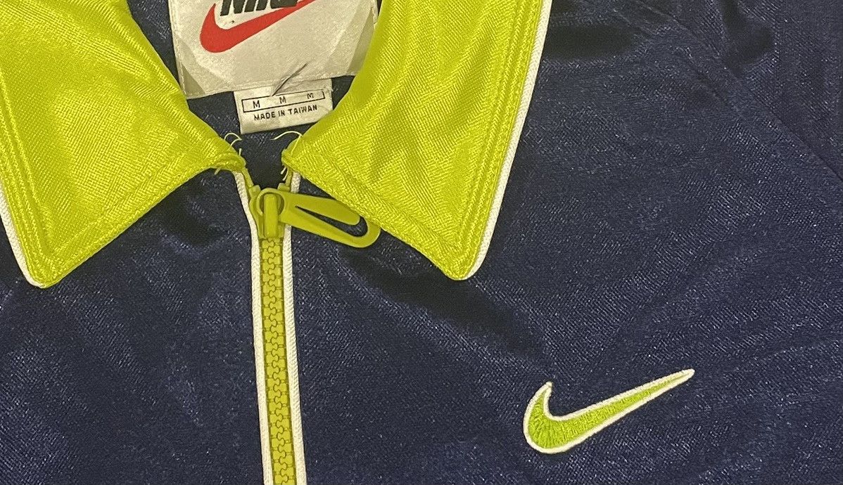Nike Vintage 90s Nike Zip Up Silky Jersey Blue Men’s Size Medium Size US M / EU 48-50 / 2 - 3 Thumbnail