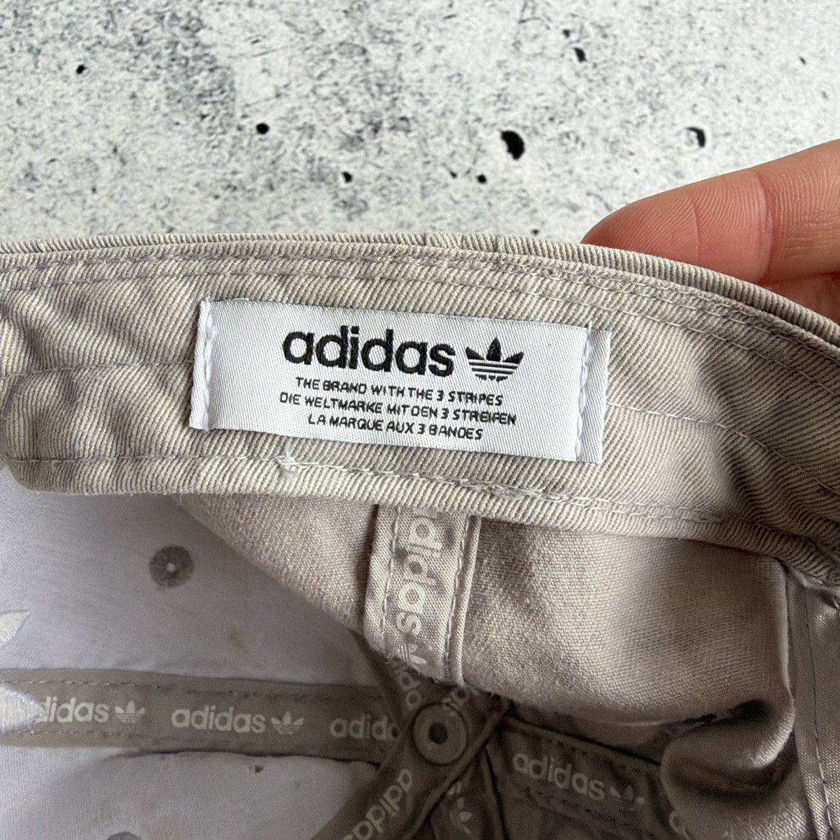 Adidas Adidas Cybersigilism Scolopendra Custom Hat affliction Size ONE SIZE - 5 Thumbnail