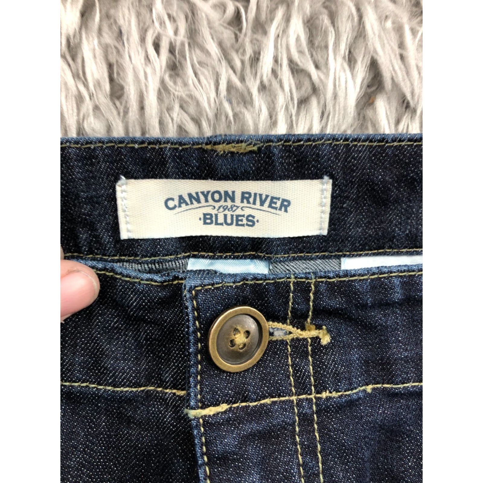 Vintage Canyon River Blues Bermuda Shorts Women Size 10 Mid Rise Dark Wash Blue Denim Size 32" / US 10 / IT 46 - 6 Thumbnail