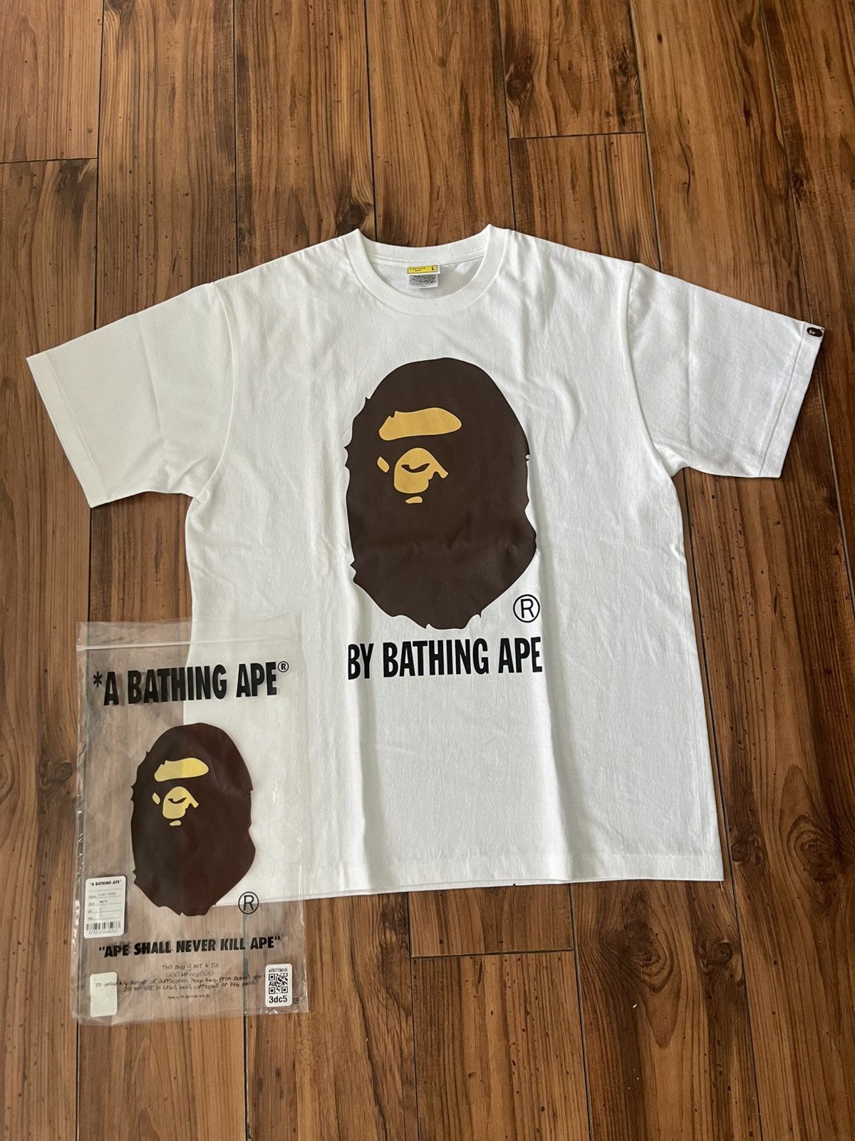 Bape BAPE By Bathing APE Big Face White Tee Size US L / EU 52-54 / 3 - 2 Thumbnail