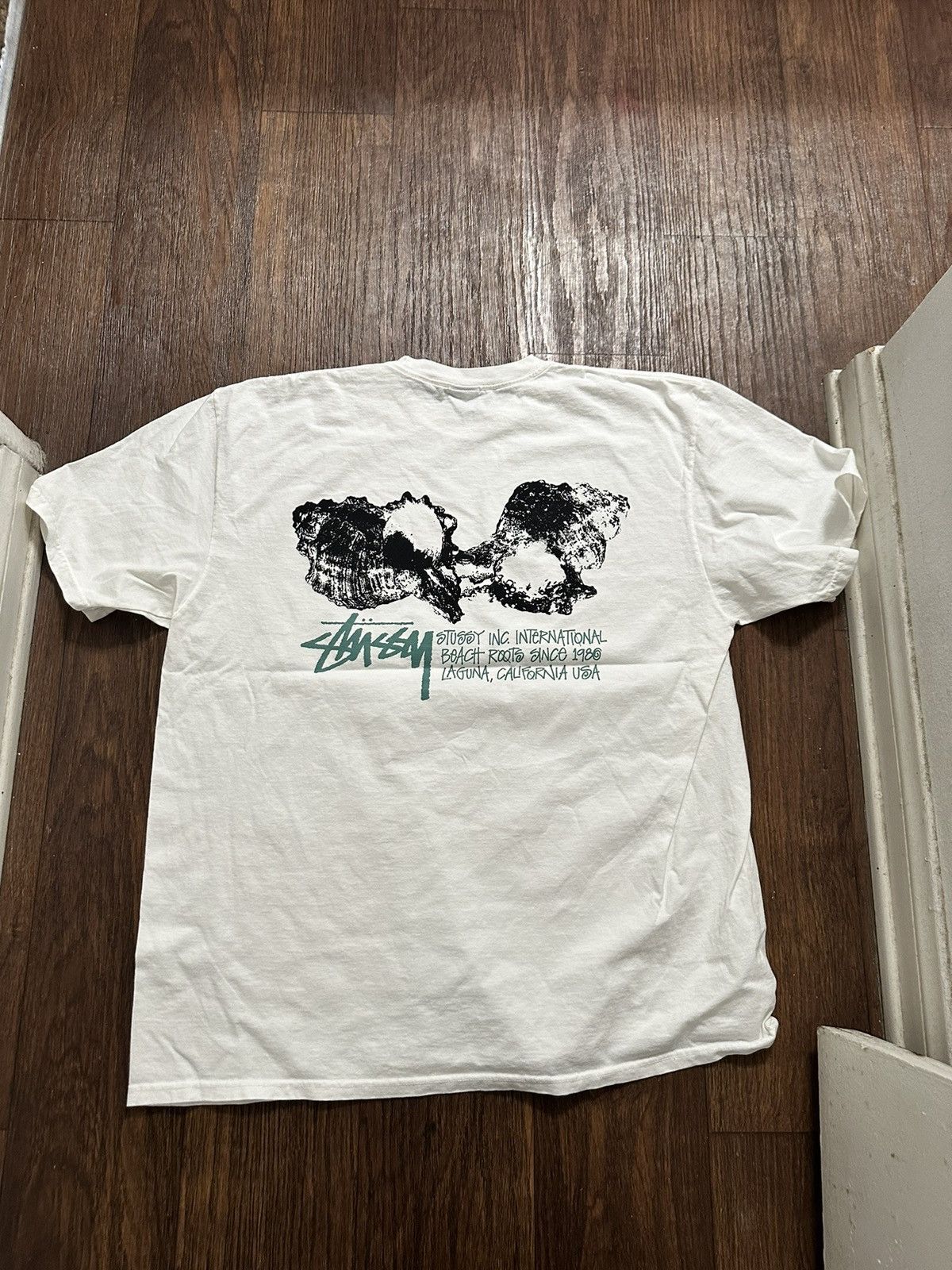 Stussy White Stussy Sea Shells Tee Size US XL / EU 56 / 4 - 4 Thumbnail