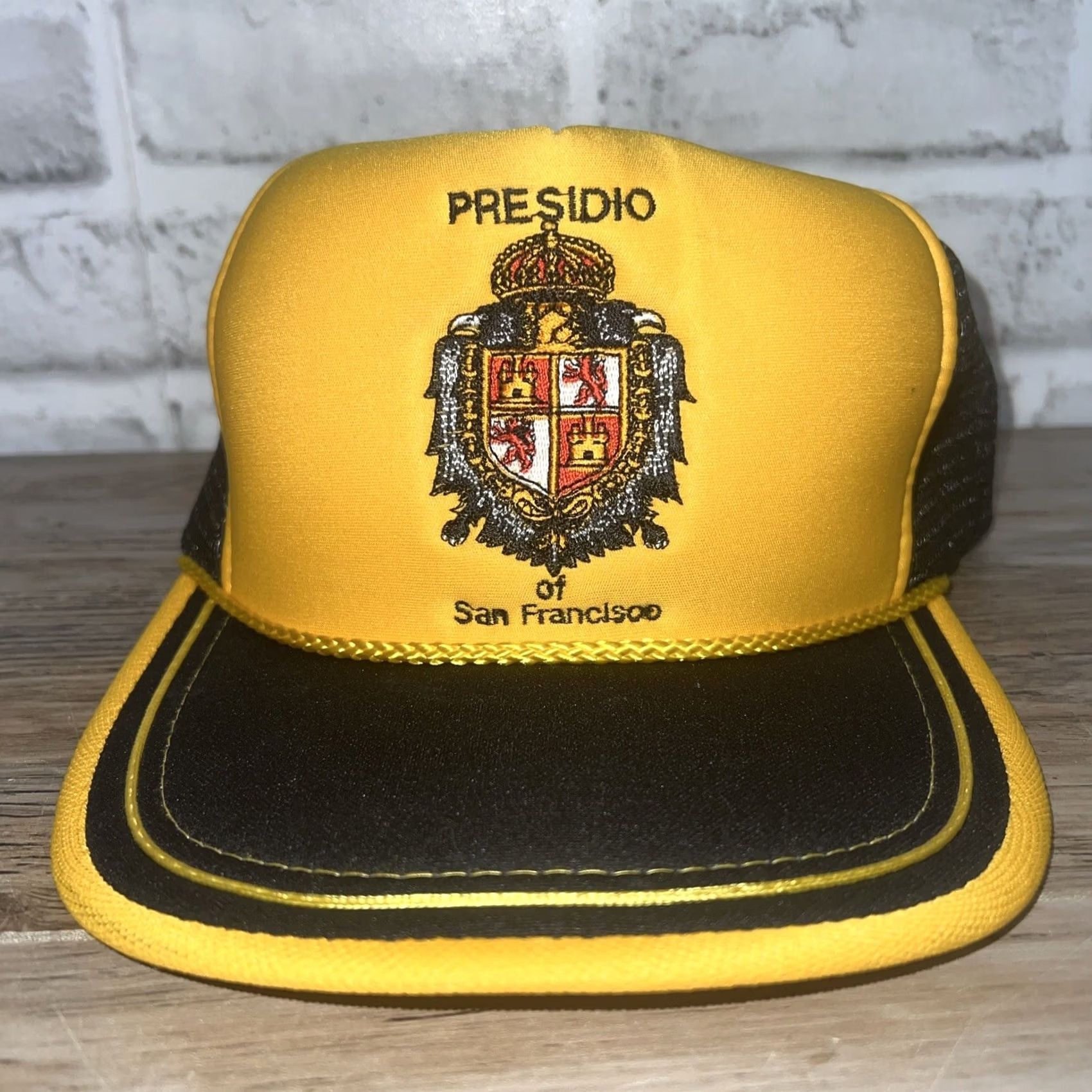 Vintage VTG Unbranded Head To Toe Presidio Of San Francisco Yellow Snap Back Hat Men One Size Yellow Snap Back Hat Size ONE SIZE - 3 Thumbnail