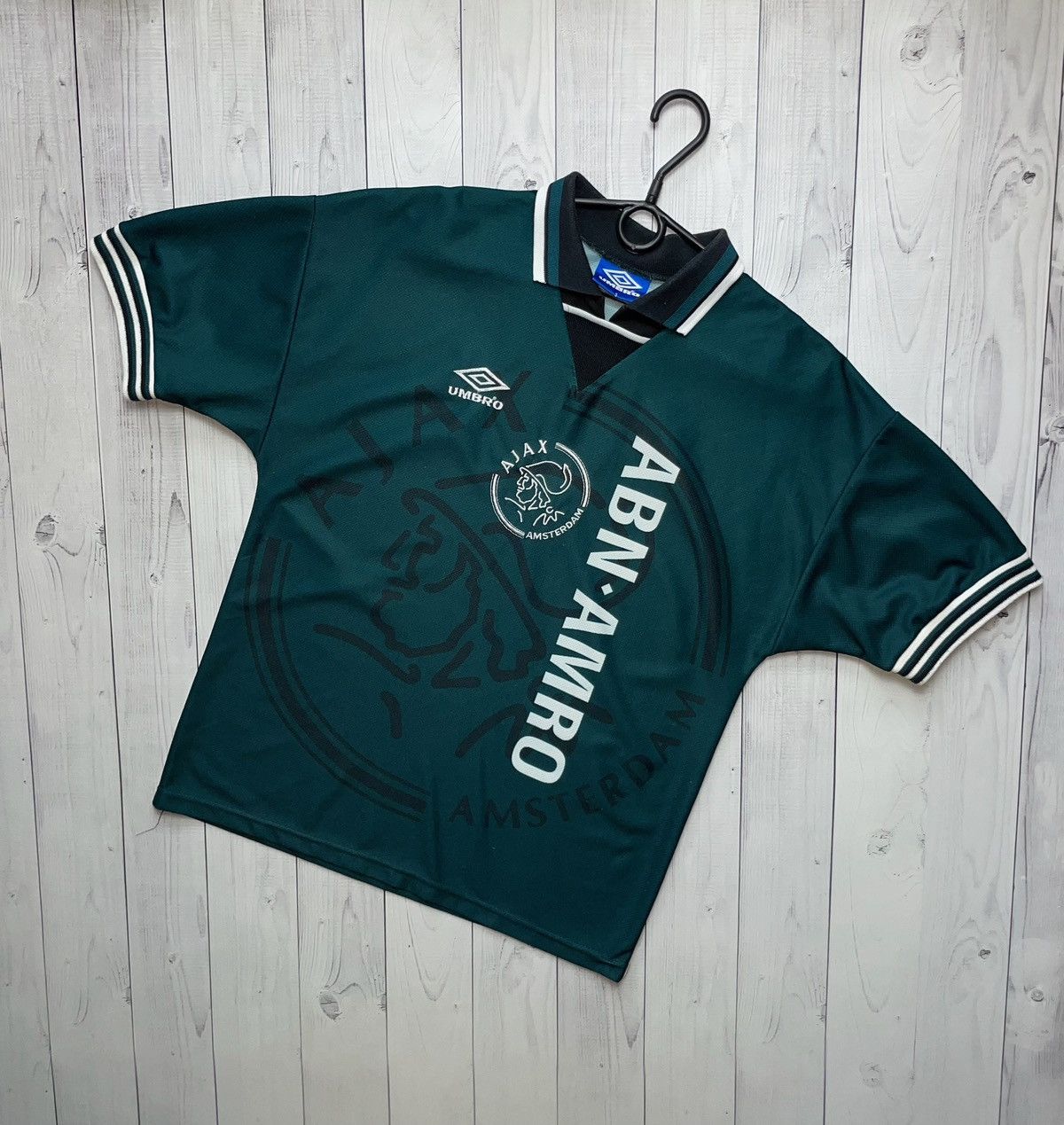 Vintage Vintage Umbro Ajax soccer jersey rare green 9 Kluivert Size US S / EU 44-46 / 1 - 1 Thumbnail