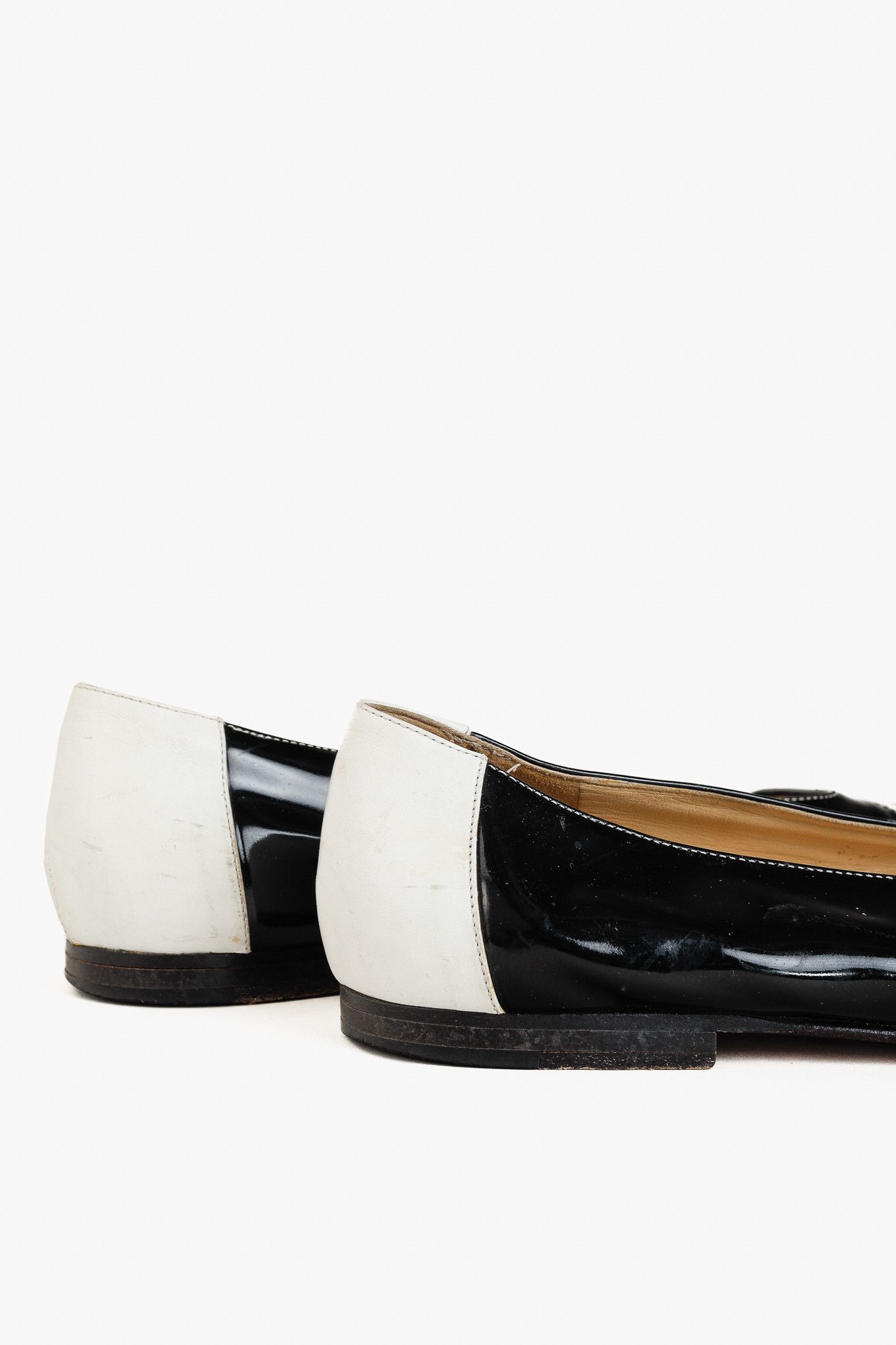 Gucci Gucci Black Patent-Leather GG-Logo Ballerina Flats Size US 7.5 / IT 37.5 - 9 Thumbnail