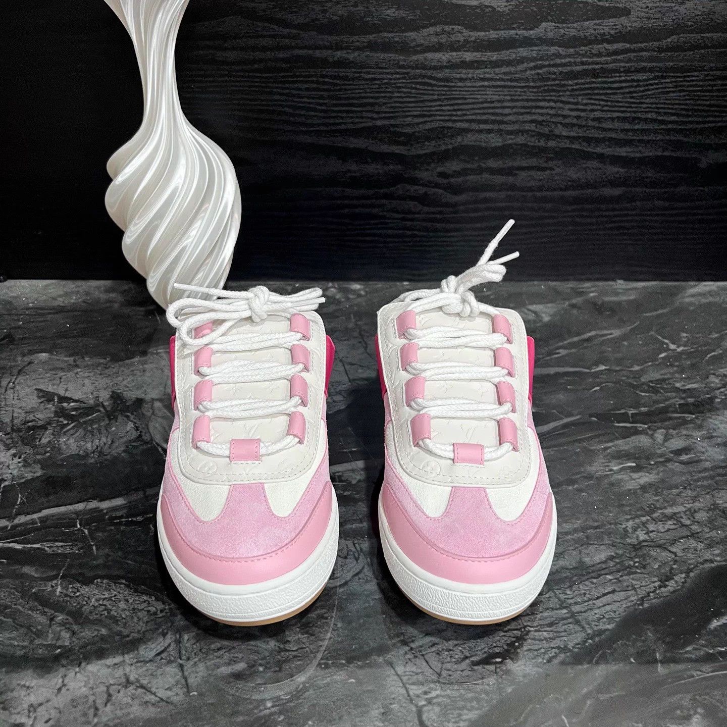 Louis Vuitton LV Pink/White 38 Embossed All Over Print Slip-On Shoes New Size US 7 / IT 37 - 2 Thumbnail