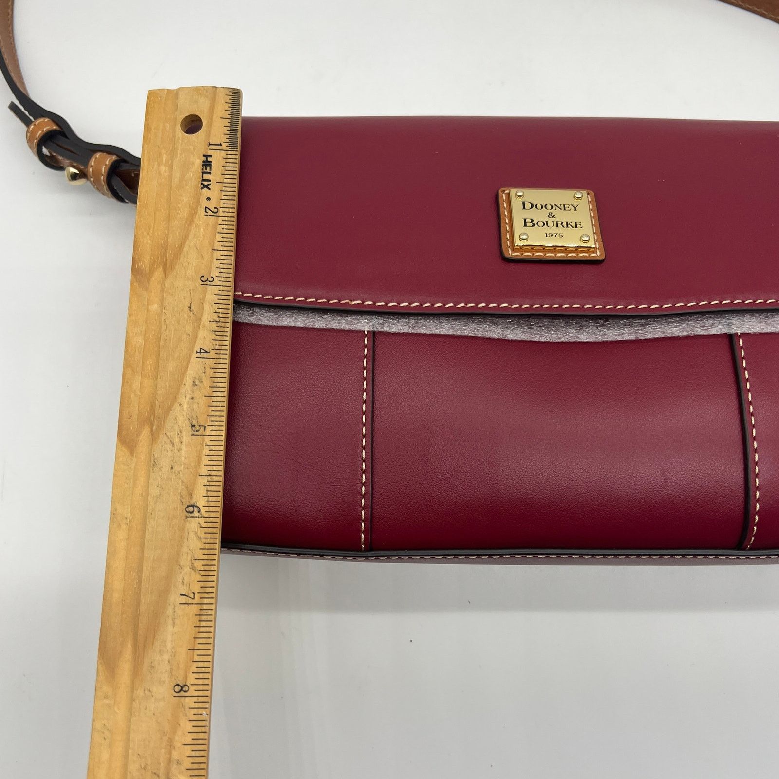 Dooney & Bourke Dooney & Bourke Wexford Leather Casey Clutch Mulberry Size ONE SIZE - 4 Thumbnail