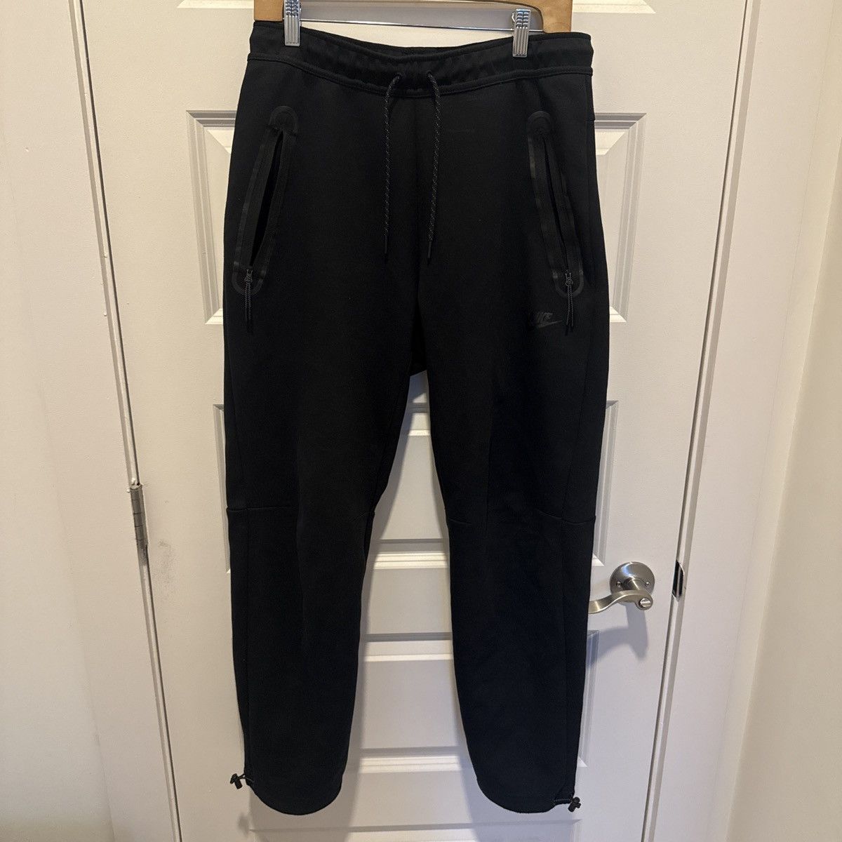 Nike Nike Tech Fleece Wide Leg Pants Size US 32 / EU 48 - 1 Thumbnail