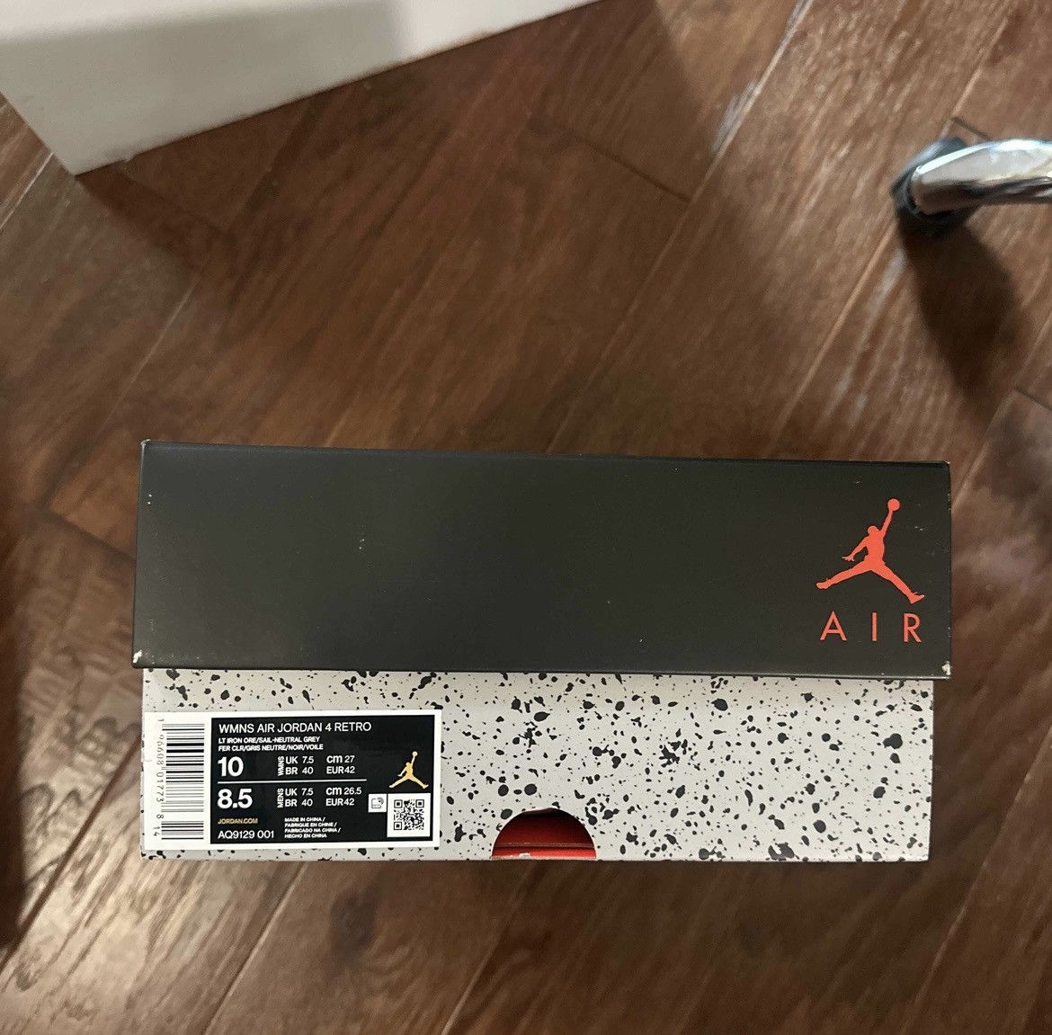 Jordan Brand Air Jordan 4 Retro “Frozen Moments” Size US 8.5 / EU 41-42 - 7 Thumbnail