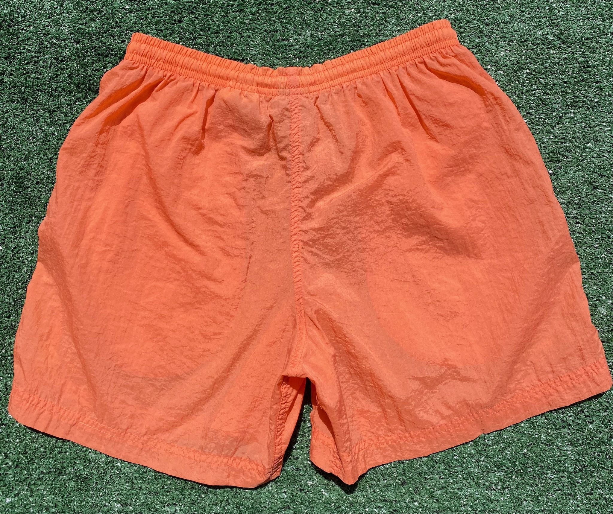 Nike 90’s Nike Peach Tonal Swoosh Windbreaker Shorts Small Size US 30 / EU 46 - 5 Thumbnail