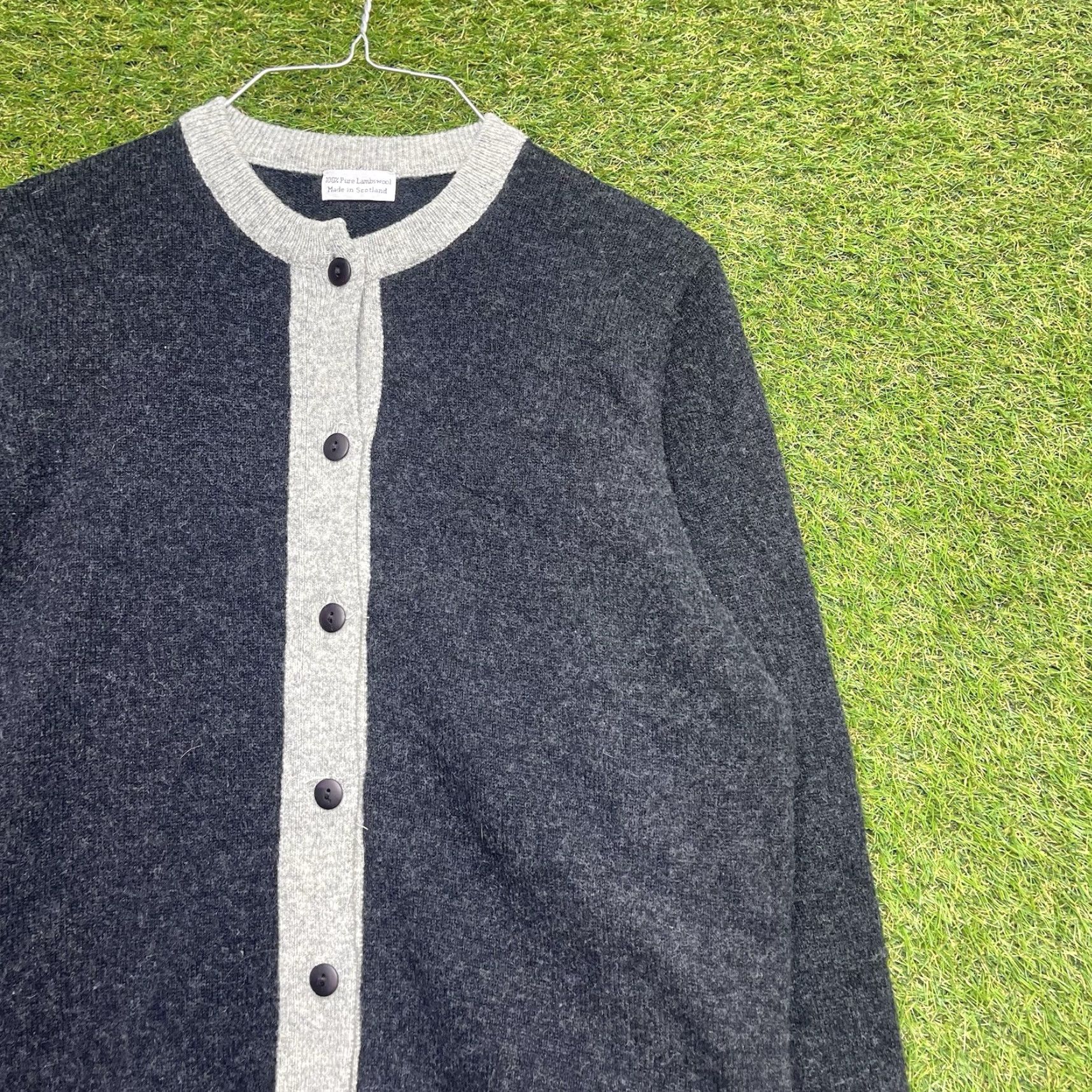 Pringle Of Scotland VINTAGE Pringle of Scotland Cardigan Sweater Womens M Gray 100% Wool 90s 80s Knit Solid Button Size M / US 6-8 / IT 42-44 - 3 Thumbnail