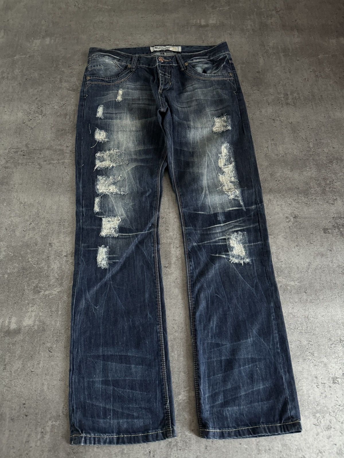 Japanese Brand Vintage Baggy Jeans Denim distressed rap skate y2k Size US 34 / EU 50 - 2 Thumbnail