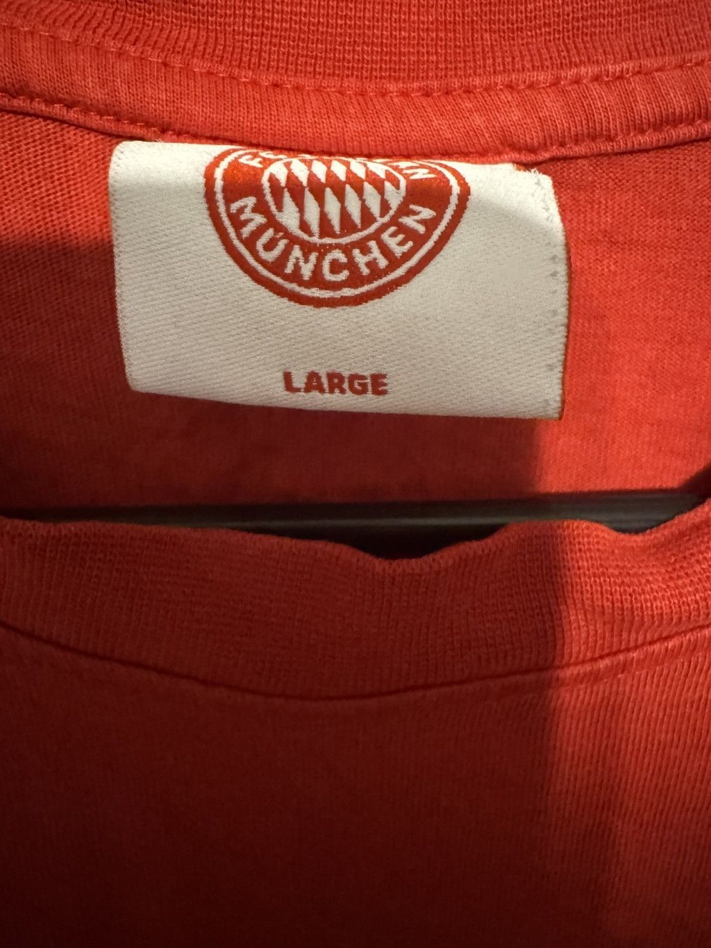 The Unbranded Brand Bayern Munich FC Men's Soccer T-Shirt Size L Red Size US L / EU 52-54 / 3 - 4 Thumbnail